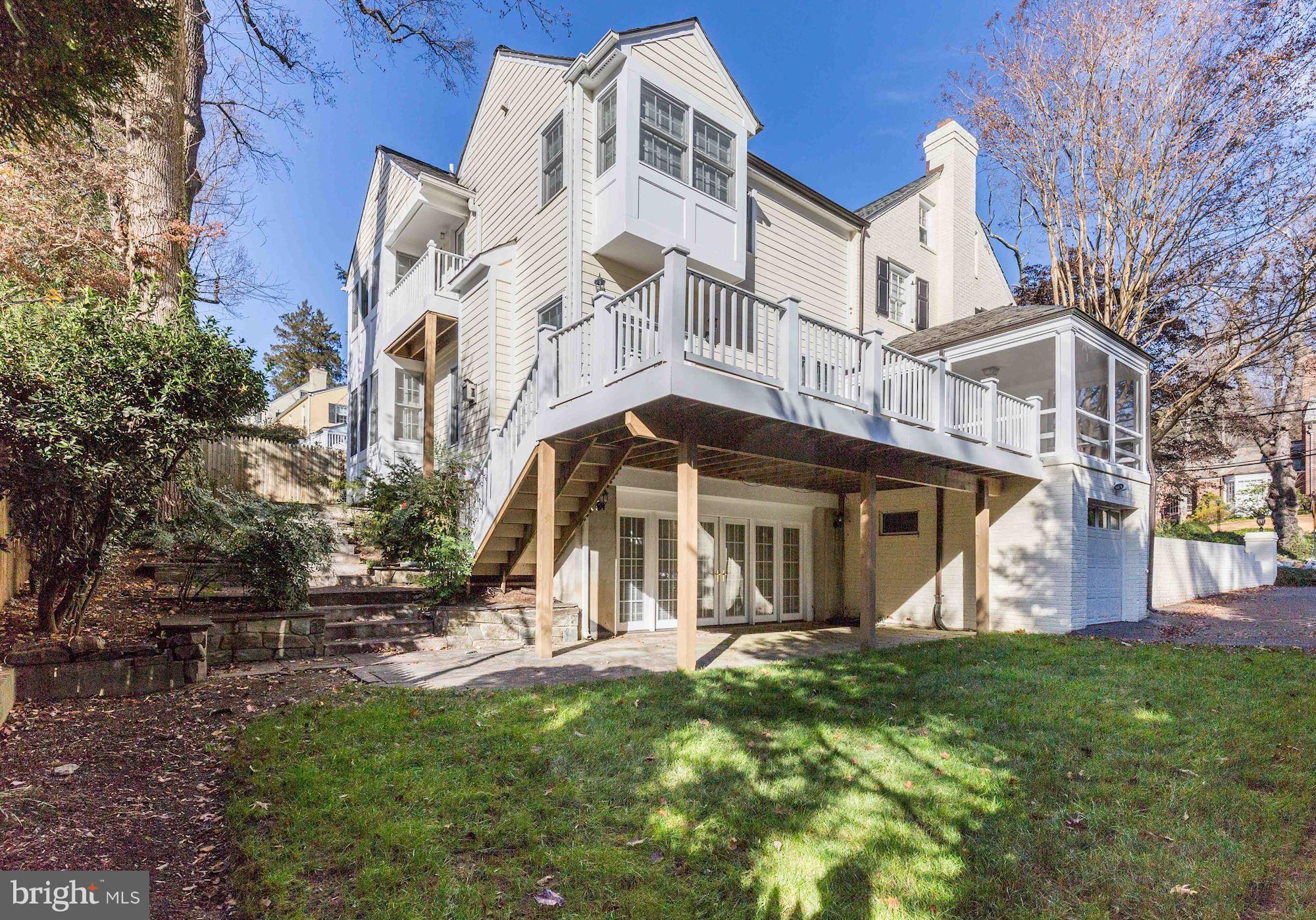 WESTMORELAND HILLS - Residential