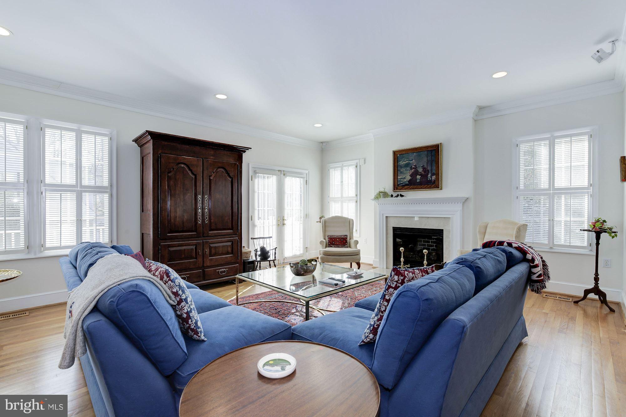 WESTMORELAND HILLS - Residential