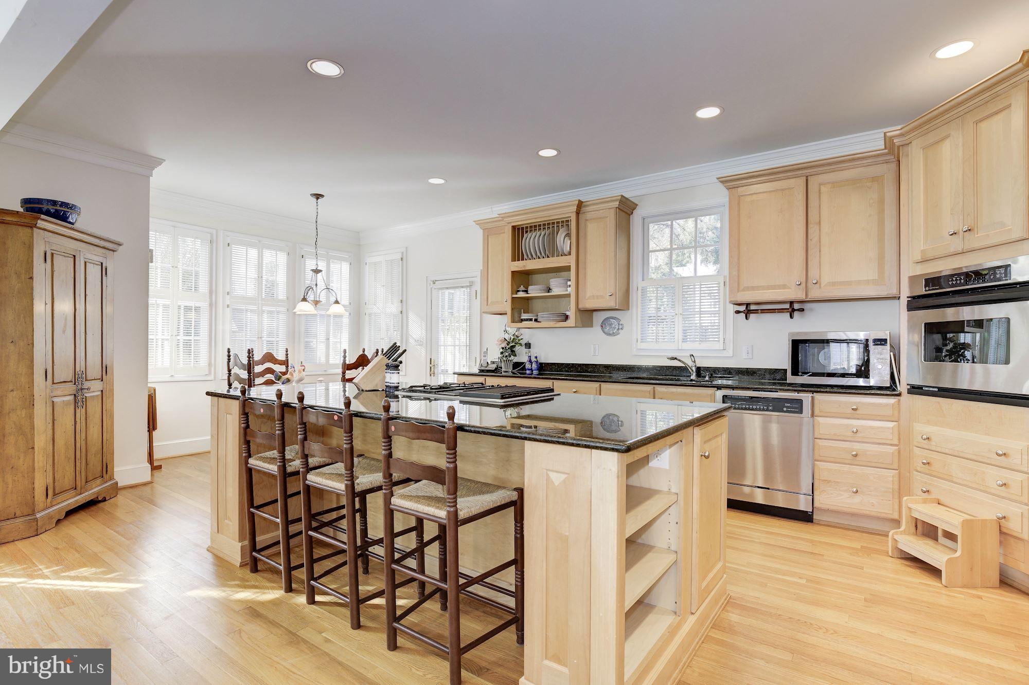 WESTMORELAND HILLS - Residential