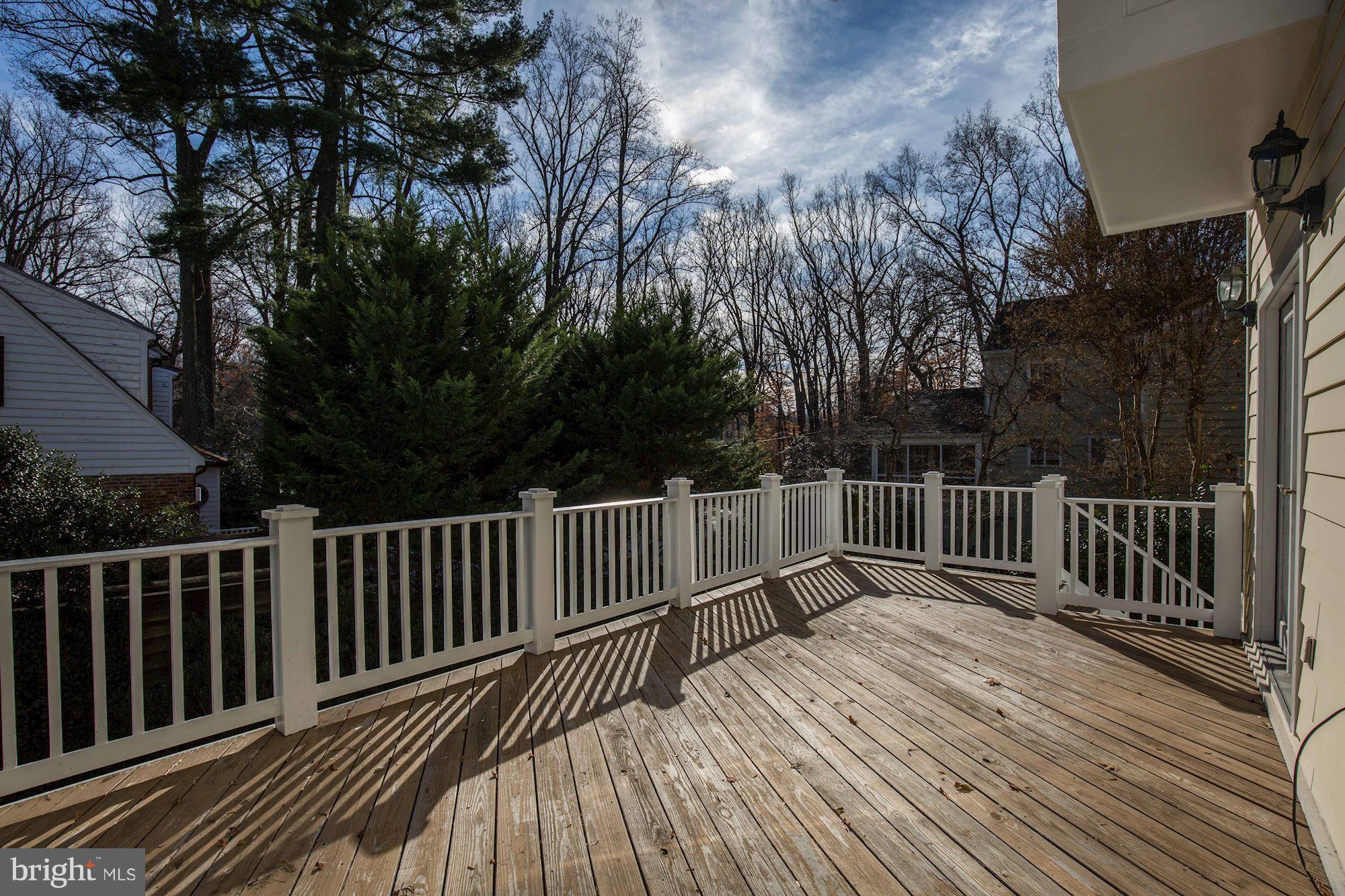 WESTMORELAND HILLS - Residential