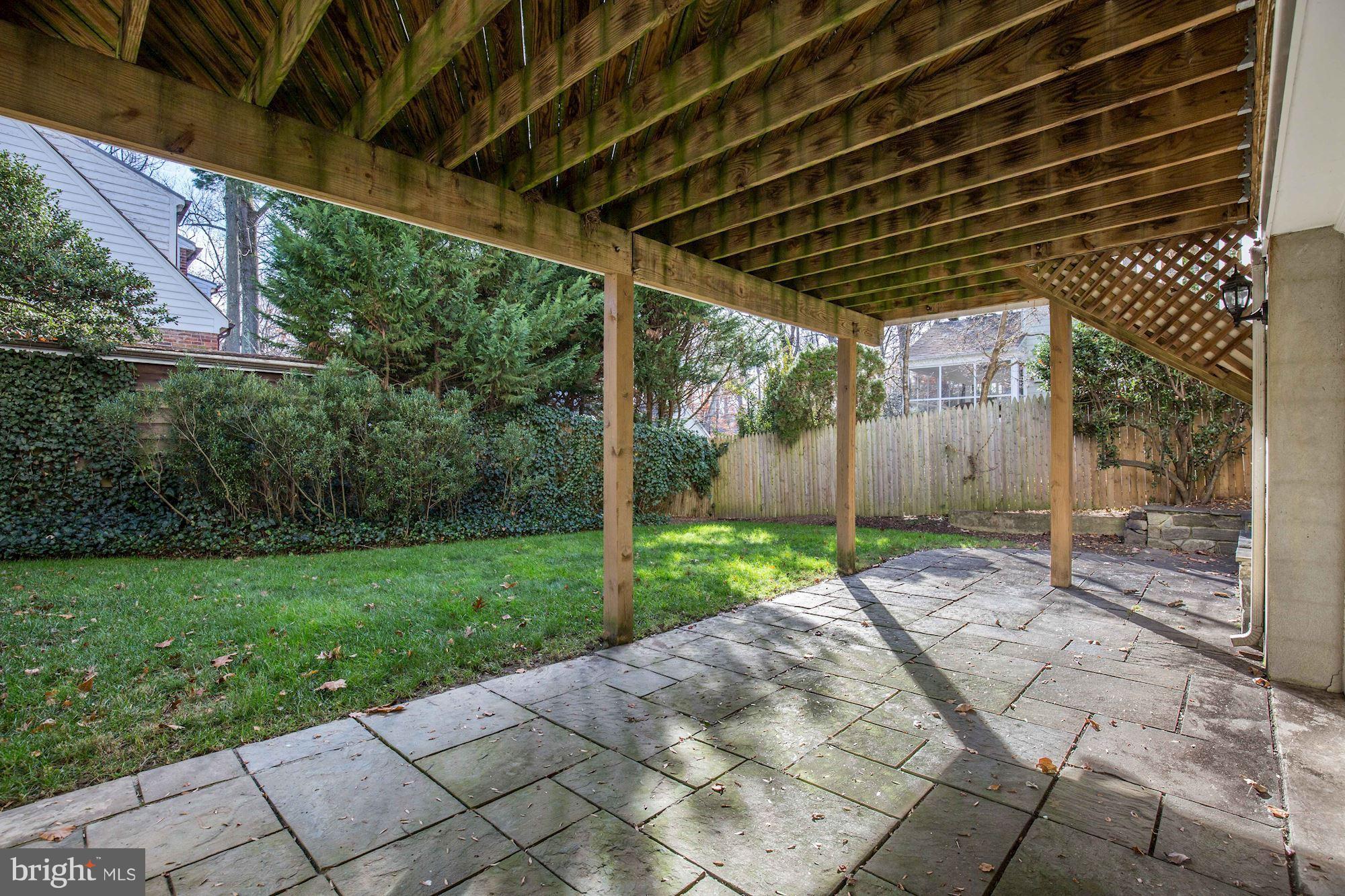 WESTMORELAND HILLS - Residential