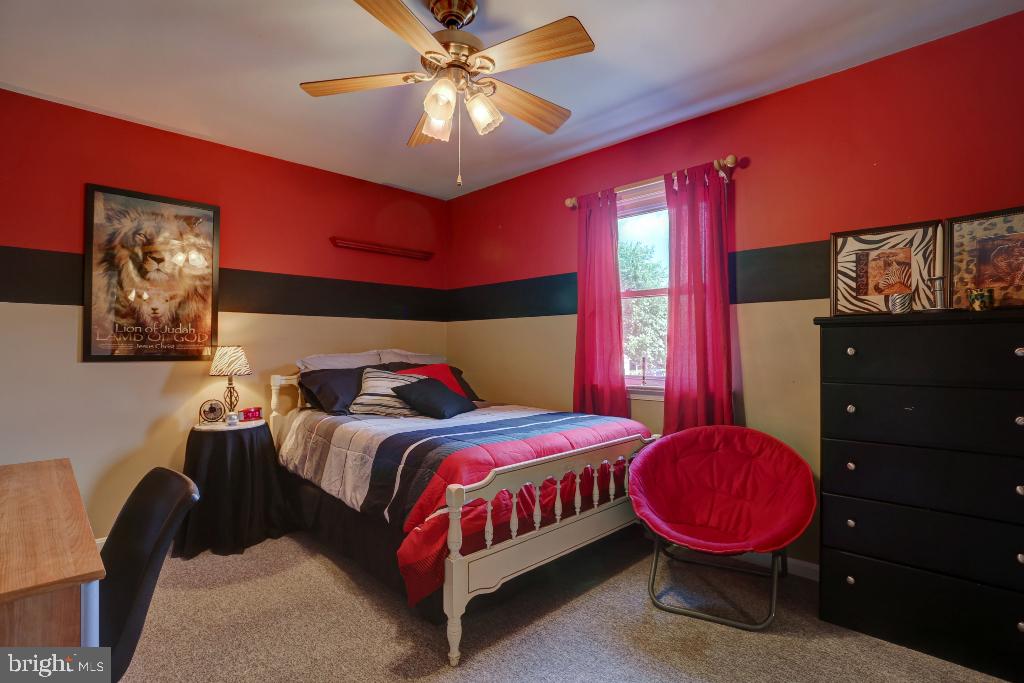 PINE HILL ESTATES - Residential