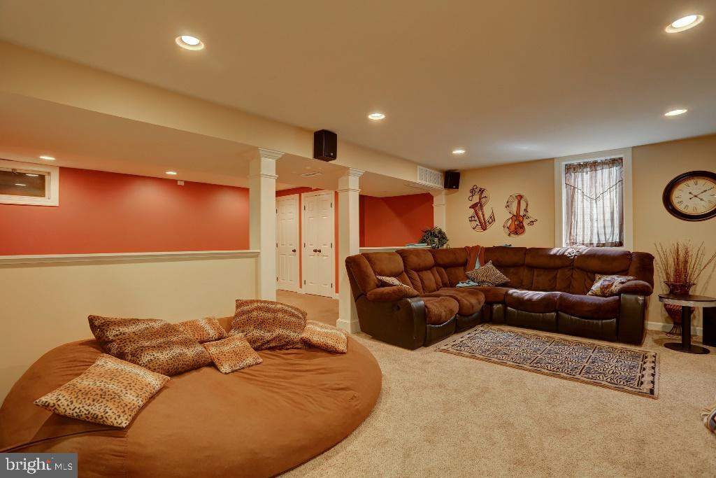 PINE HILL ESTATES - Residential