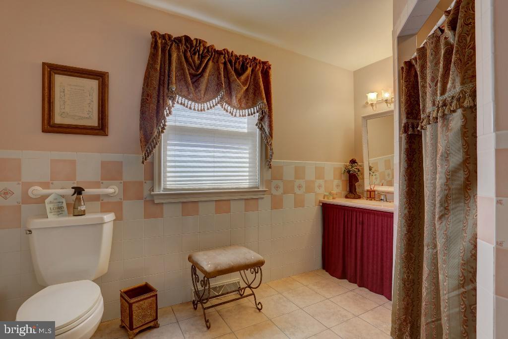 PINE HILL ESTATES - Residential