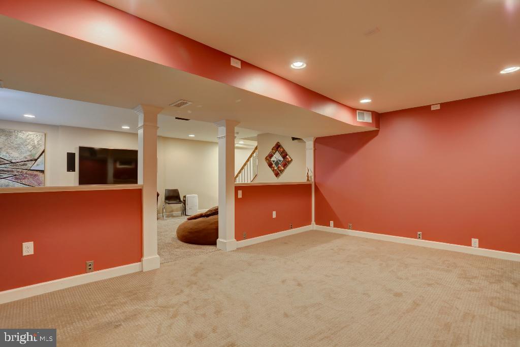 PINE HILL ESTATES - Residential