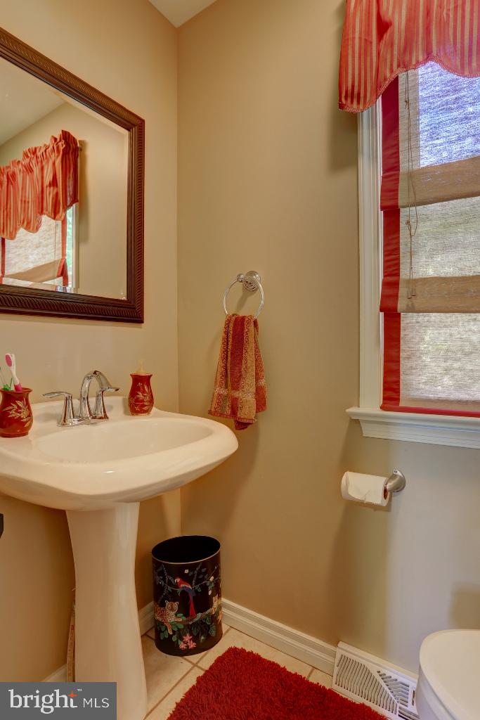 PINE HILL ESTATES - Residential