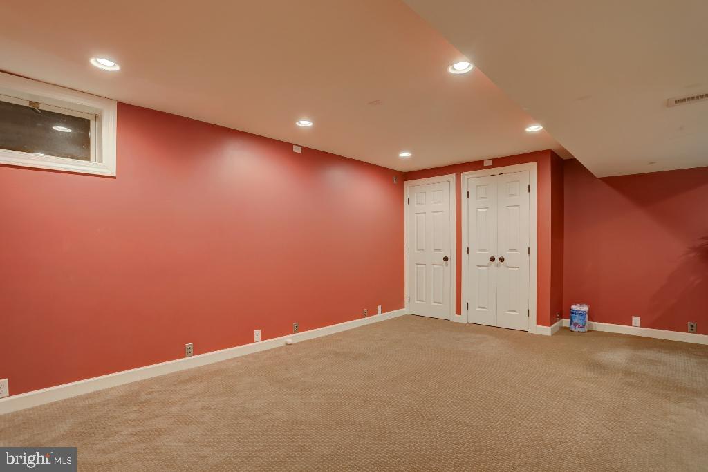 PINE HILL ESTATES - Residential
