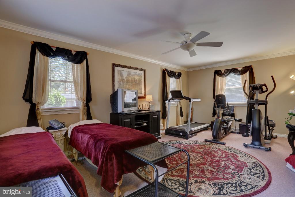 PINE HILL ESTATES - Residential