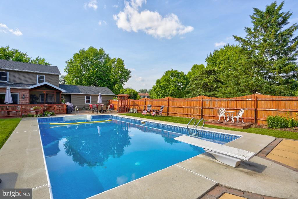 PINE HILL ESTATES - Residential