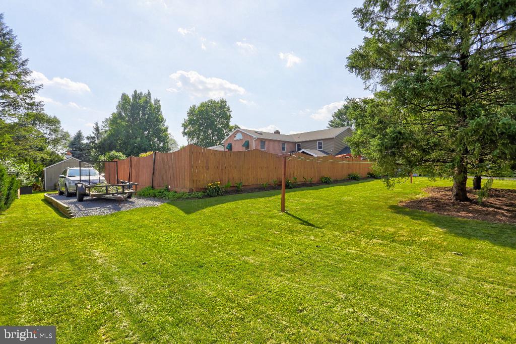 PINE HILL ESTATES - Residential