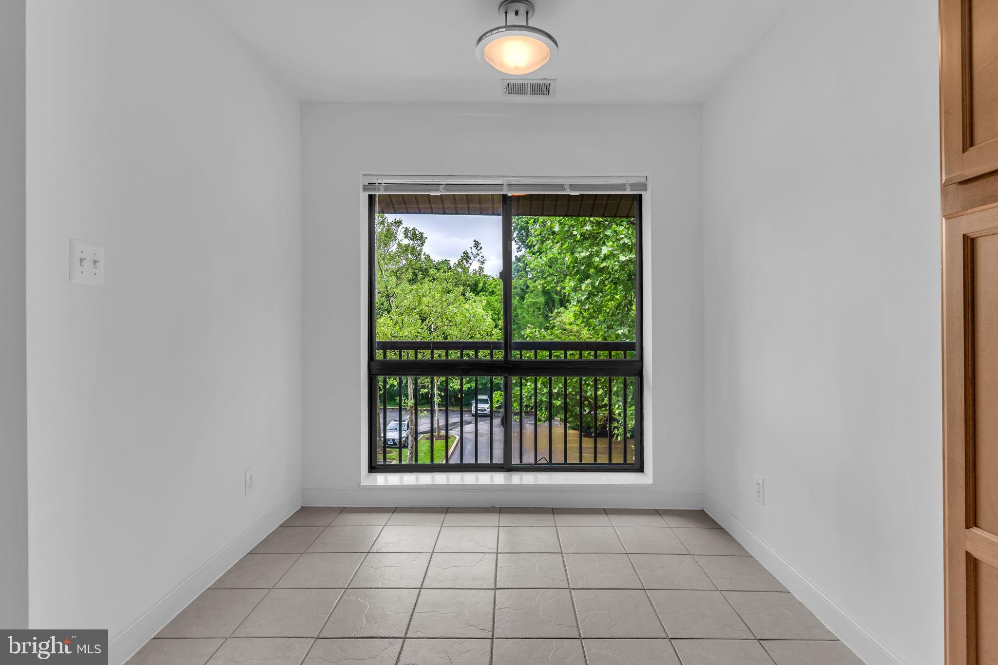 NORTH GREEN CONDOMINIUMS - Residential