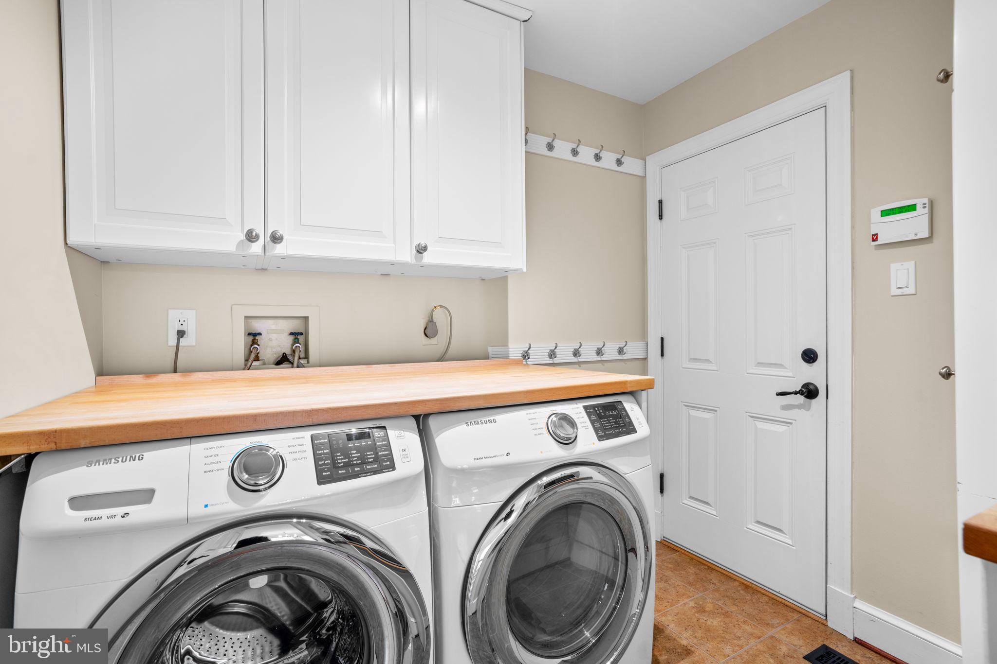 VILLAGE OF HICKORY RIDGE - Residential