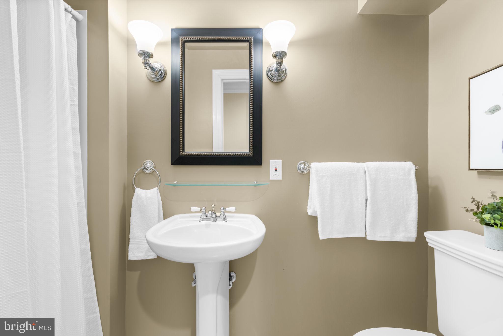 VILLAGE OF HICKORY RIDGE - Residential