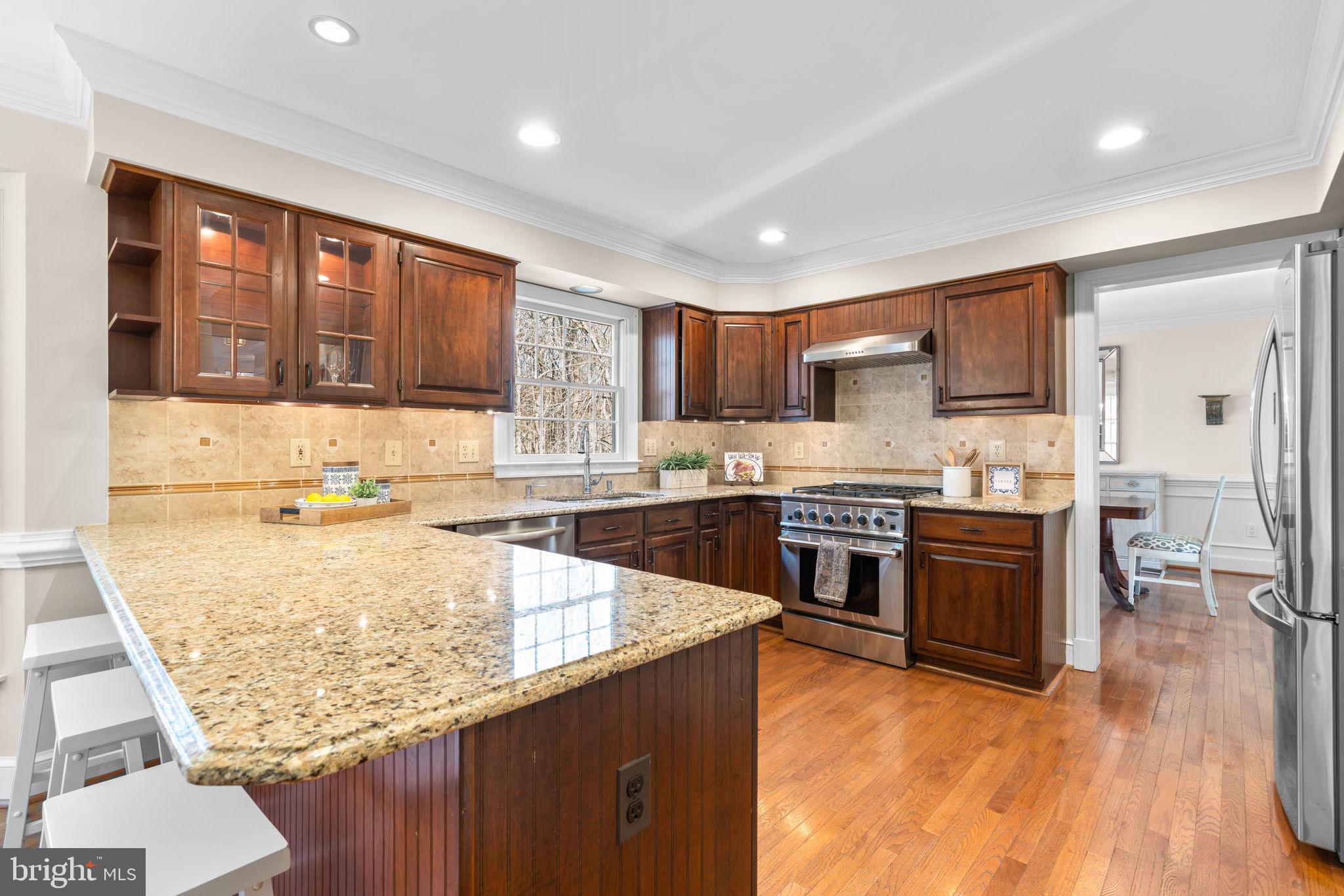 VILLAGE OF HICKORY RIDGE - Residential