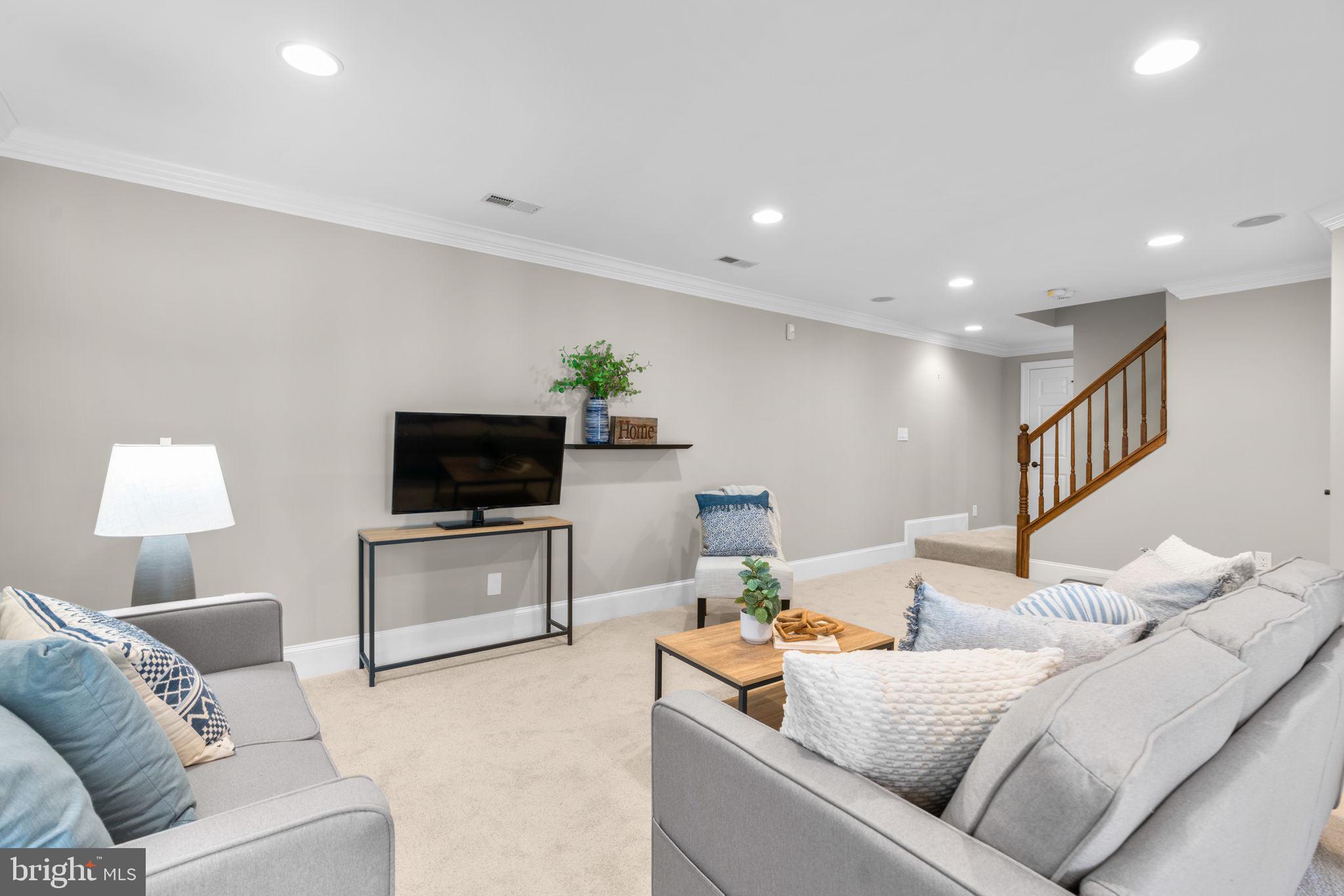 VILLAGE OF HICKORY RIDGE - Residential