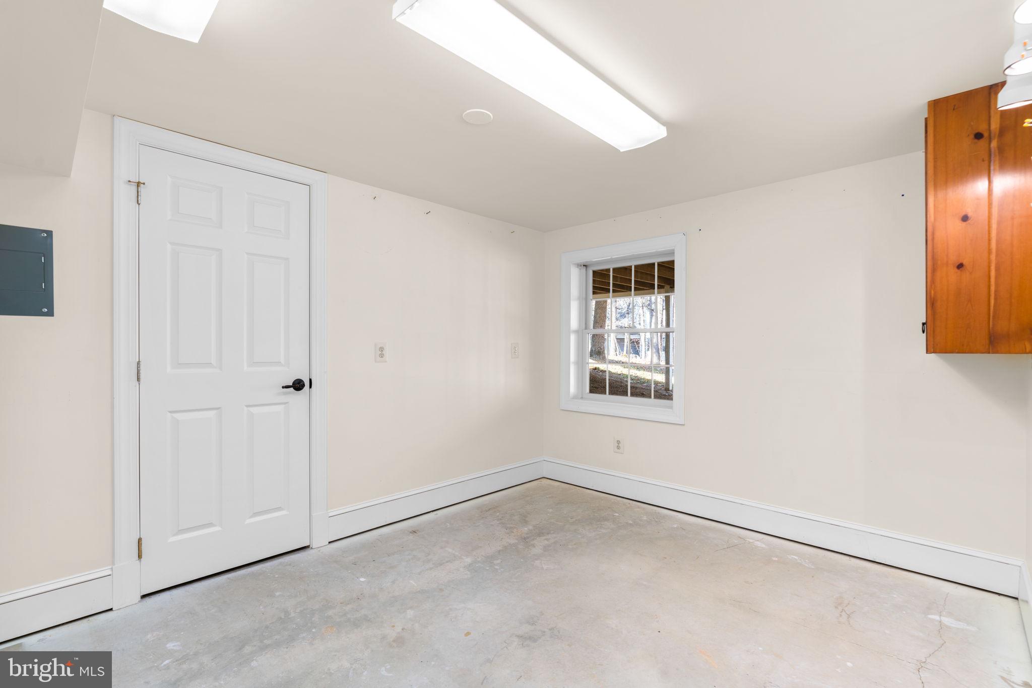 VILLAGE OF HICKORY RIDGE - Residential