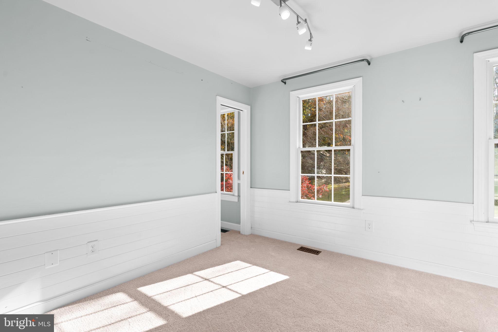 VILLAGE OF HICKORY RIDGE - Residential