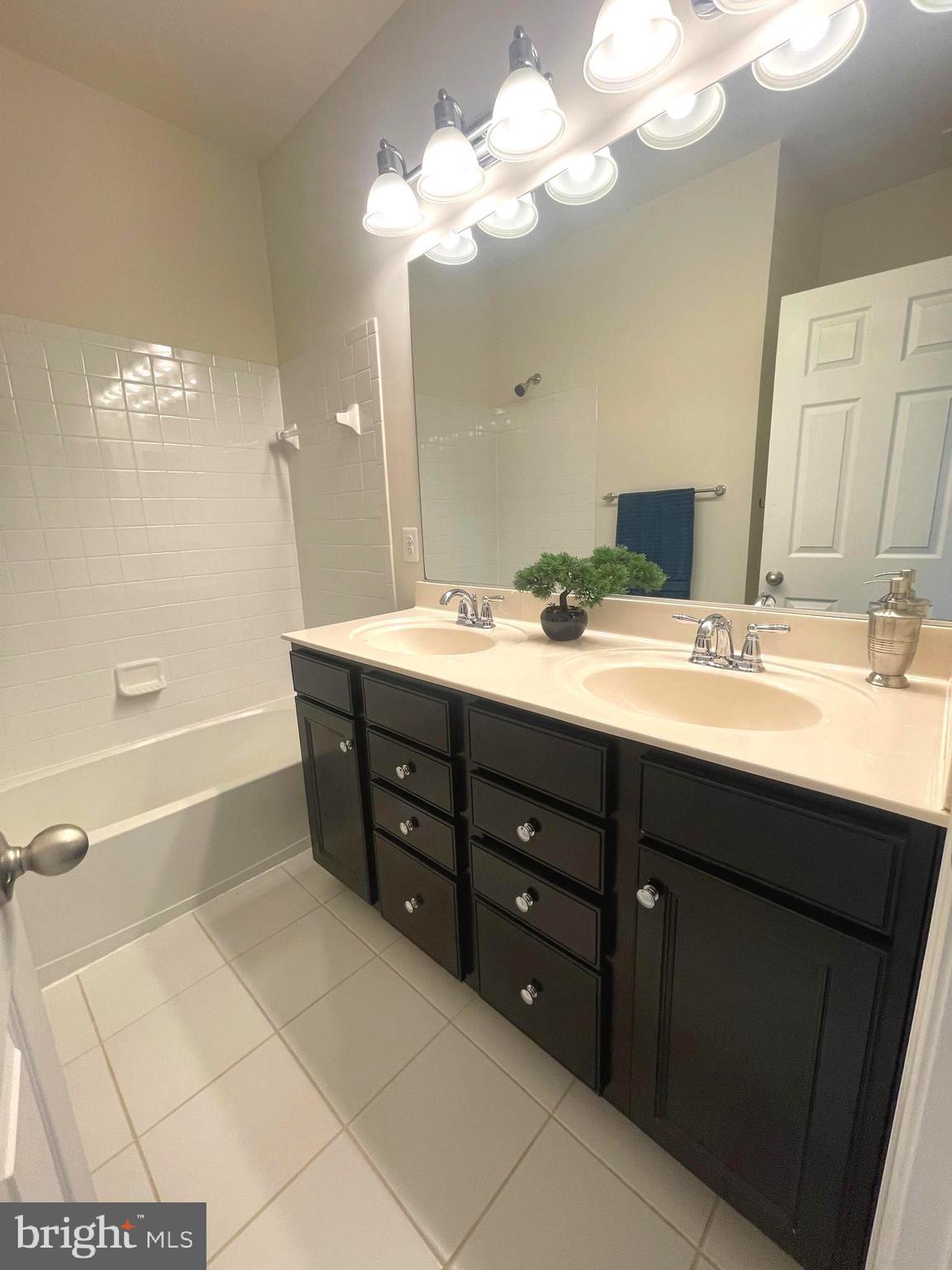 DOMINION CROSSING - Residential