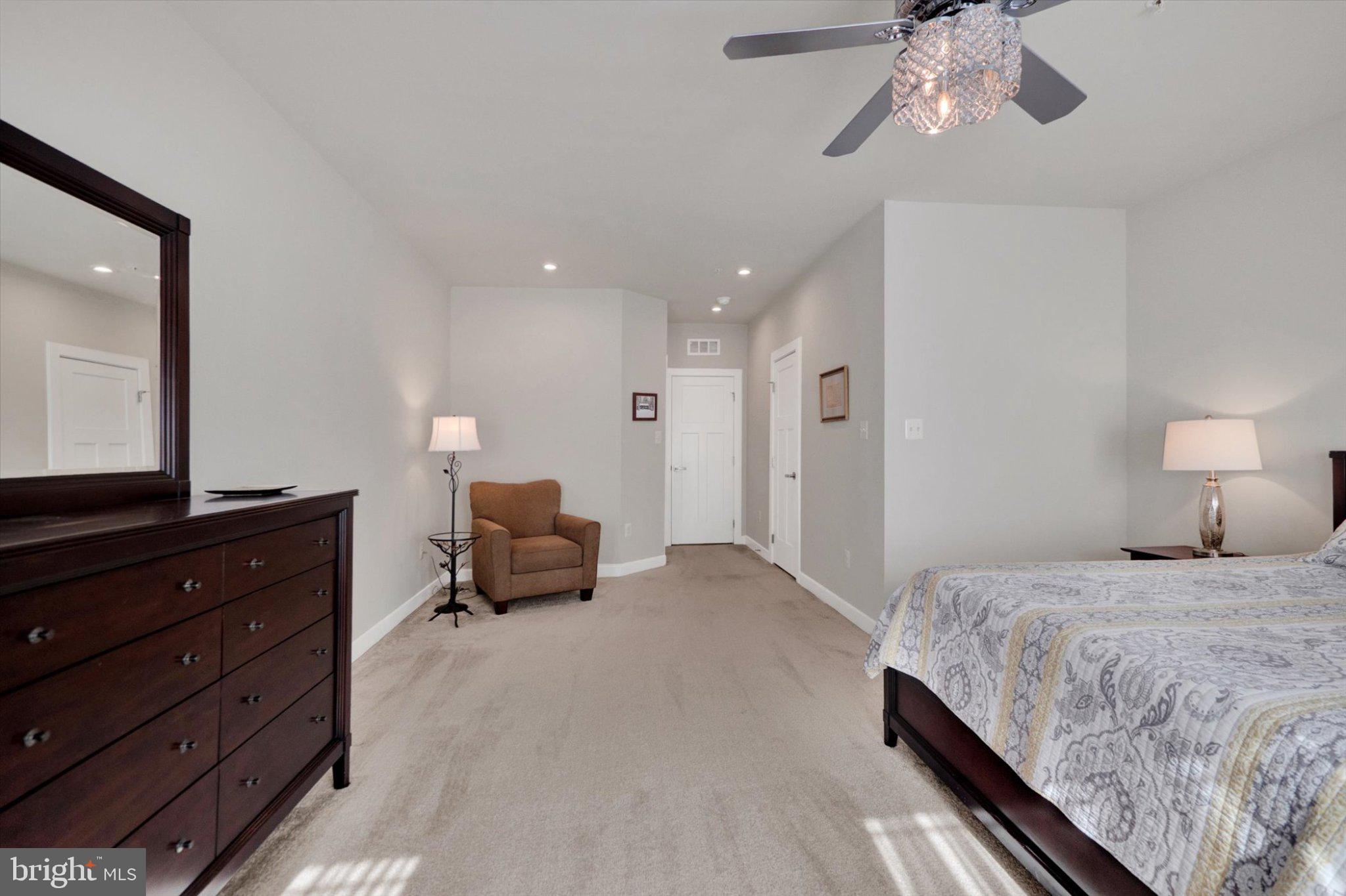 JEFFERSON PLACE - Residential