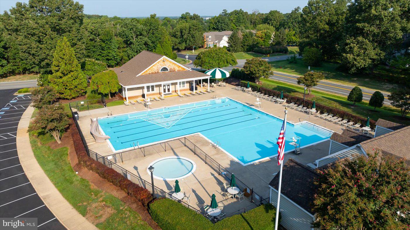 STONEHAVEN AT LEE'S HILL - Residential