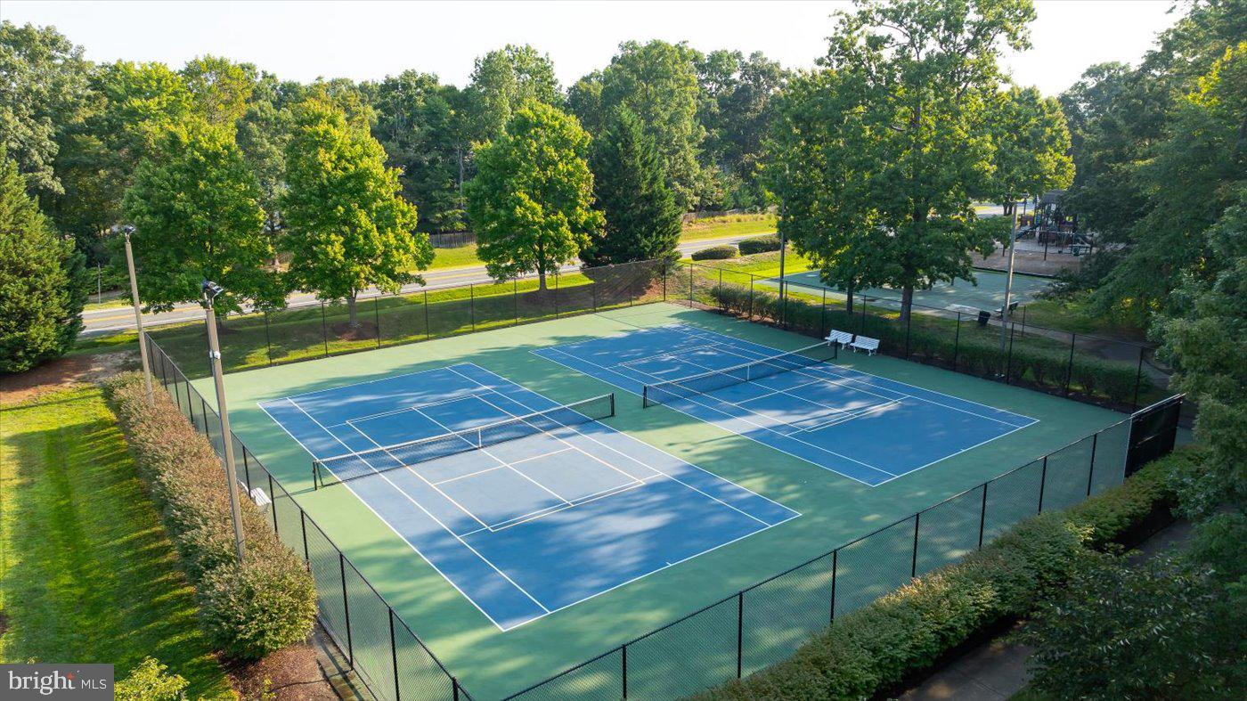 STONEHAVEN AT LEE'S HILL - Residential