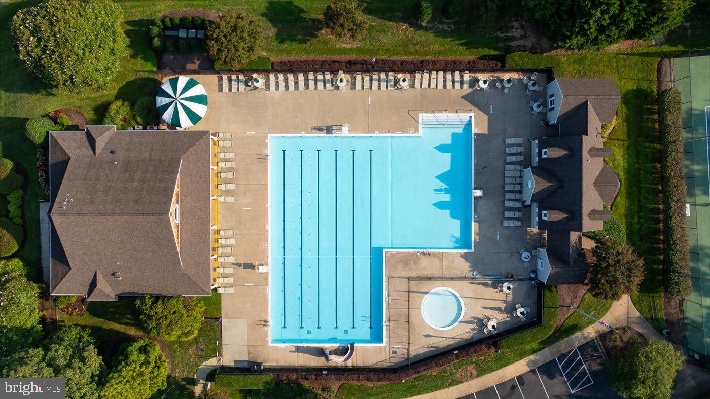 STONEHAVEN AT LEE'S HILL - Residential