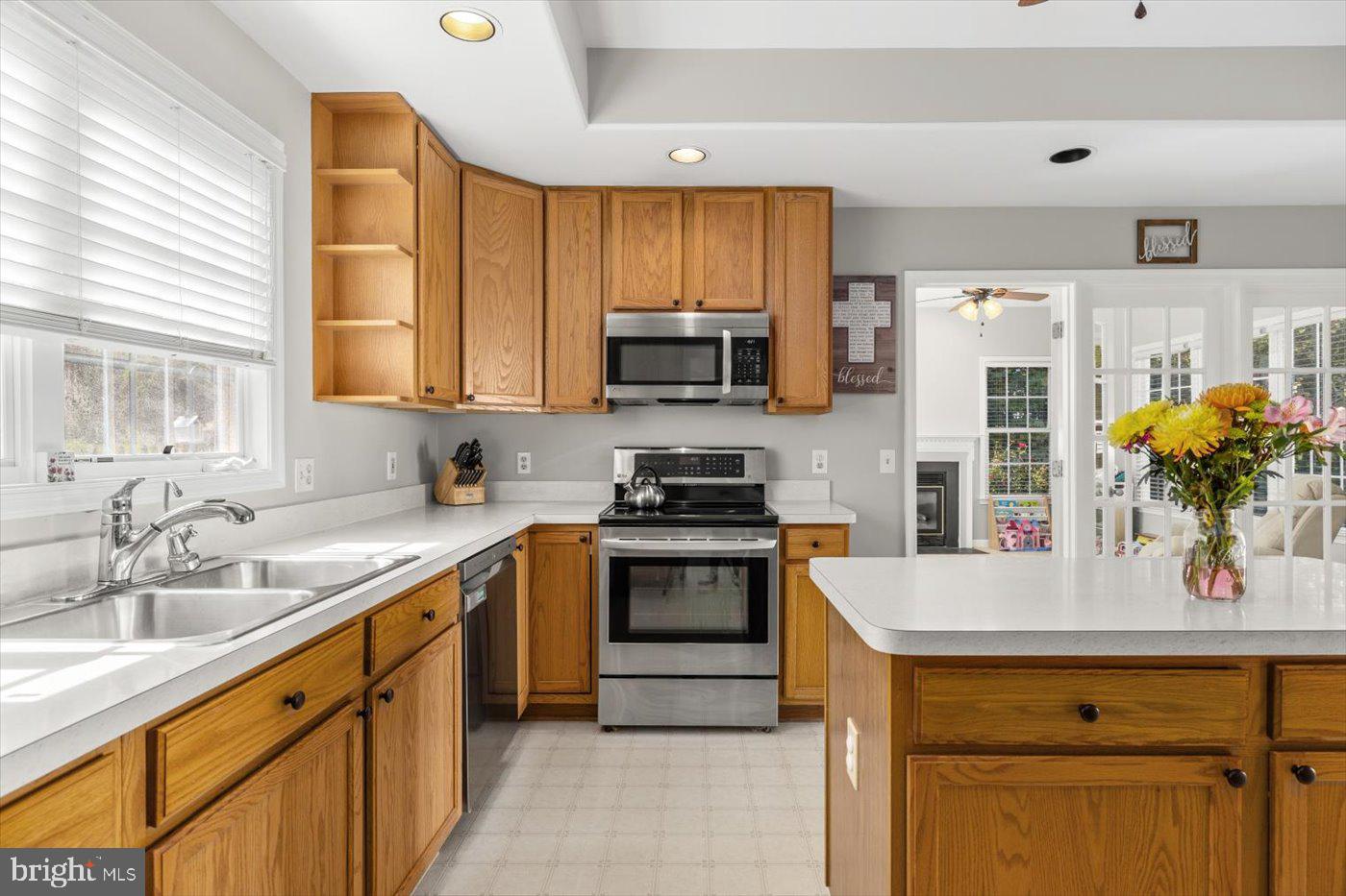 STONEHAVEN AT LEE'S HILL - Residential