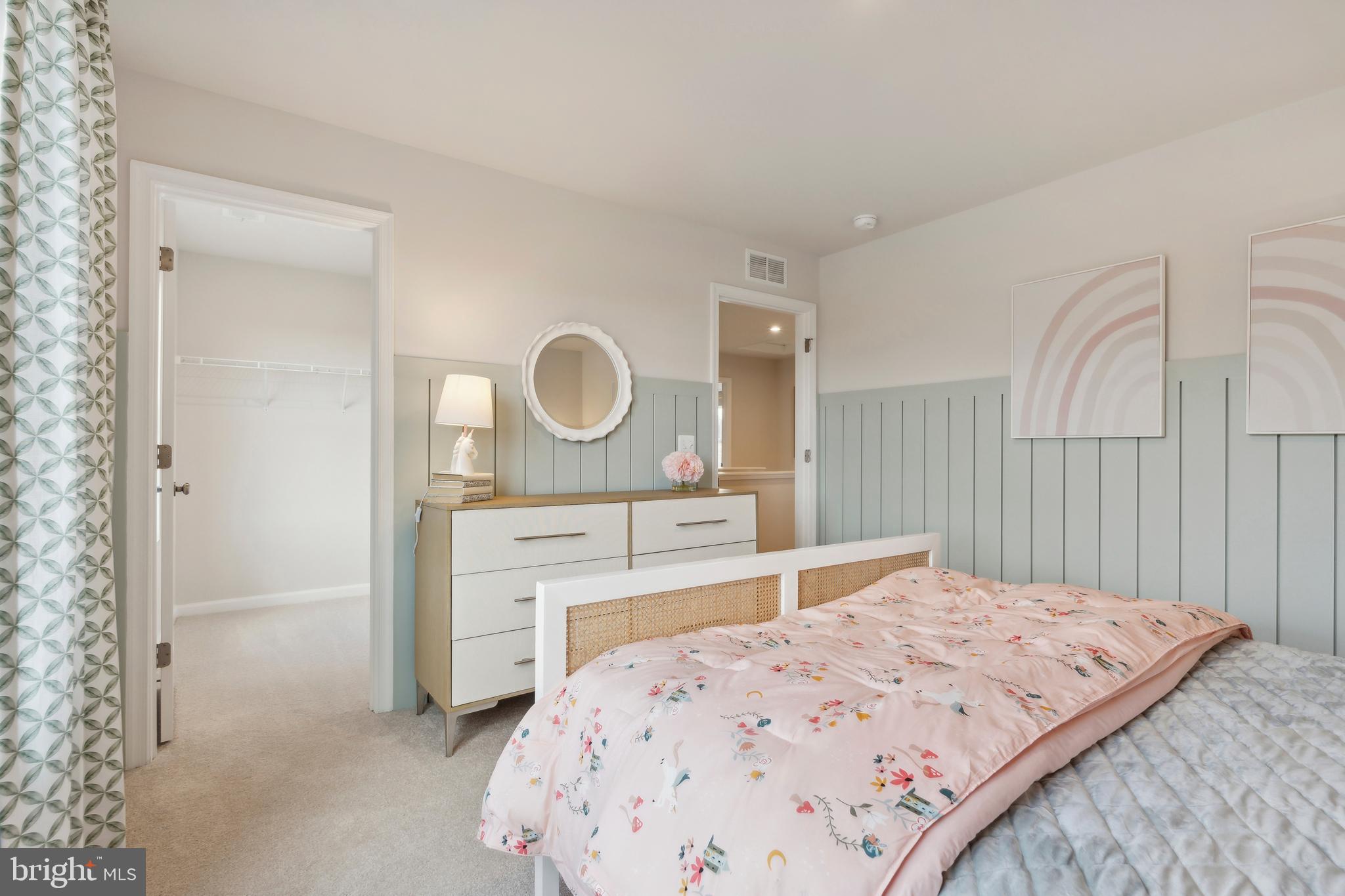 STONE SPRING - Residential