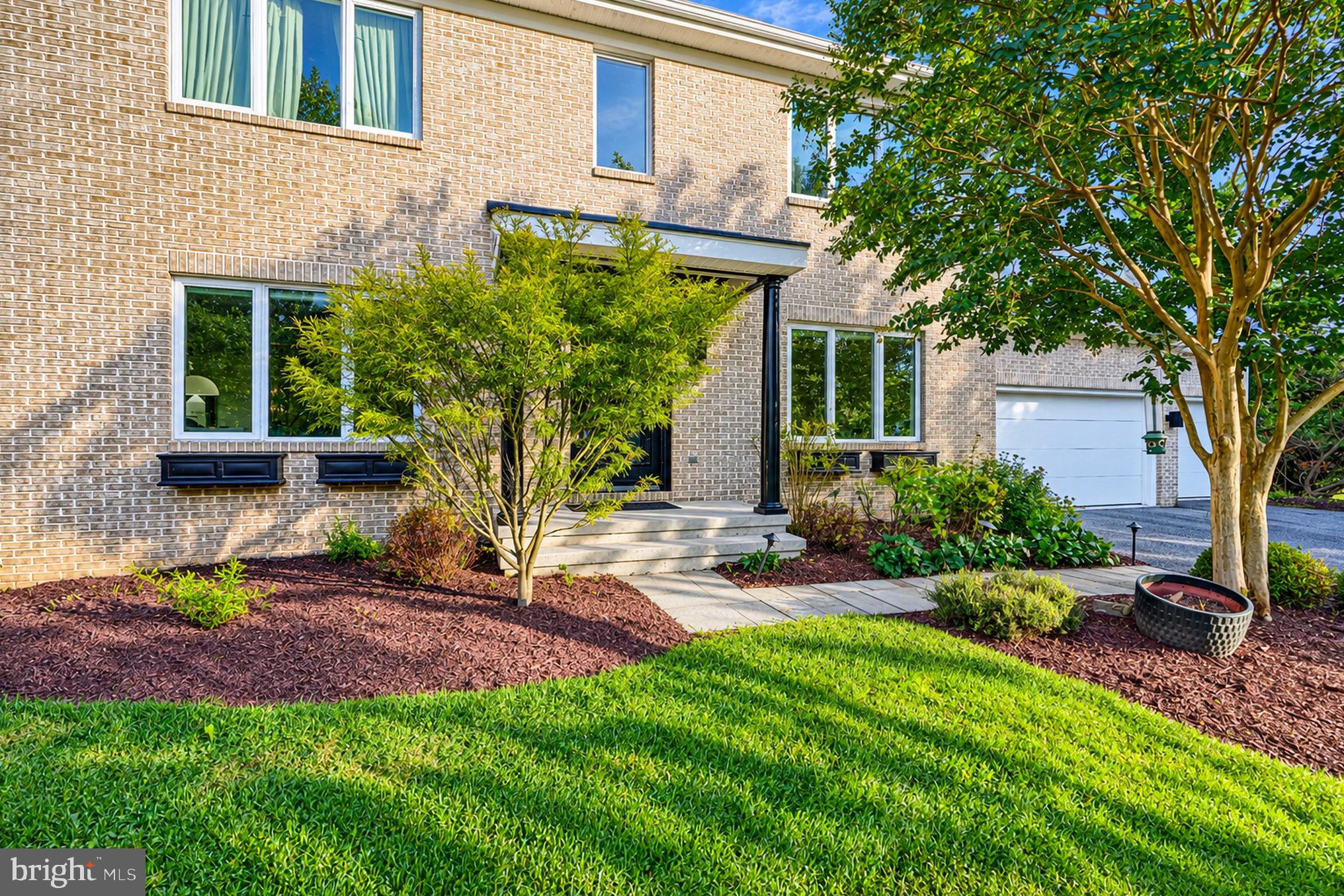7 BEECHAM COURT