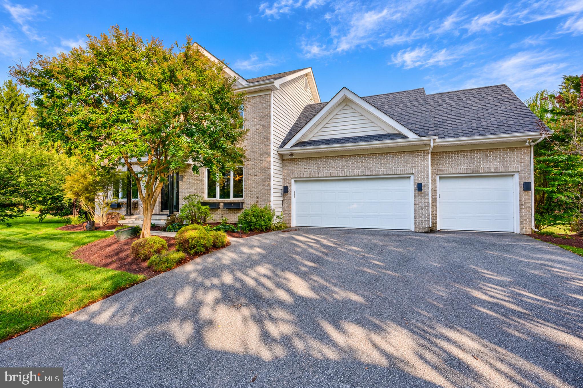 7 BEECHAM COURT