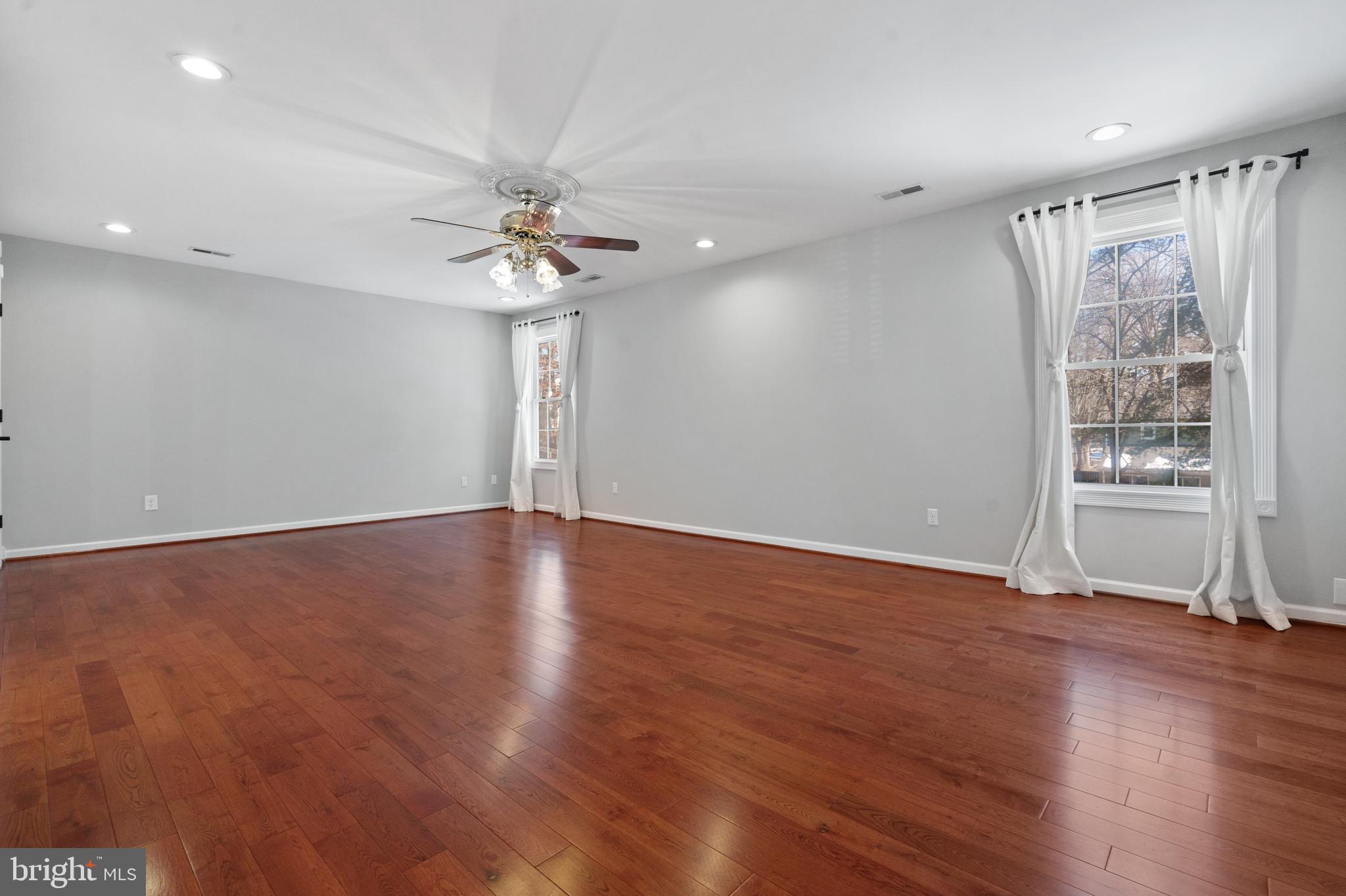 DOMINION GREEN - Residential