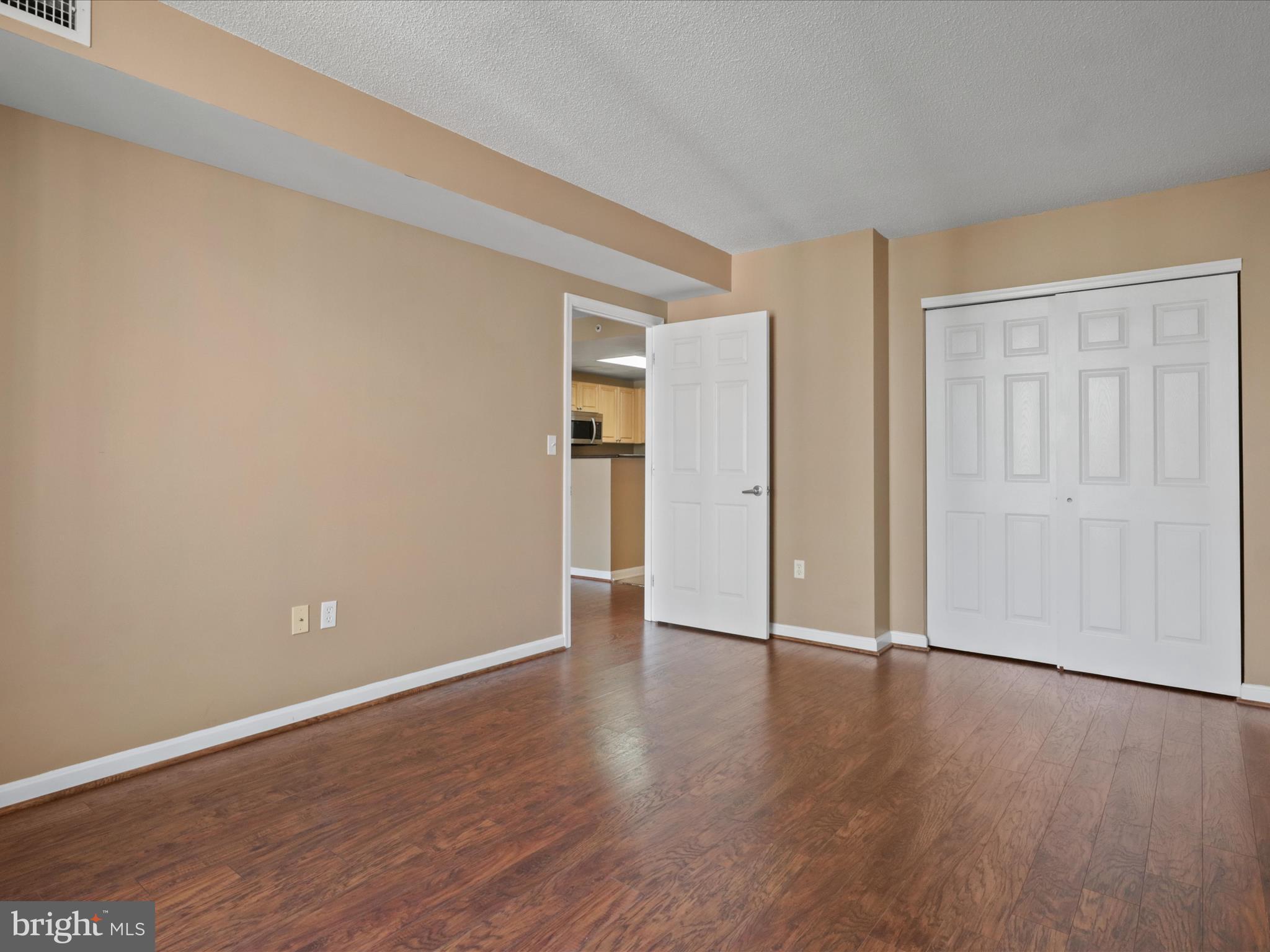 WILTON HOUSE - Residential Lease