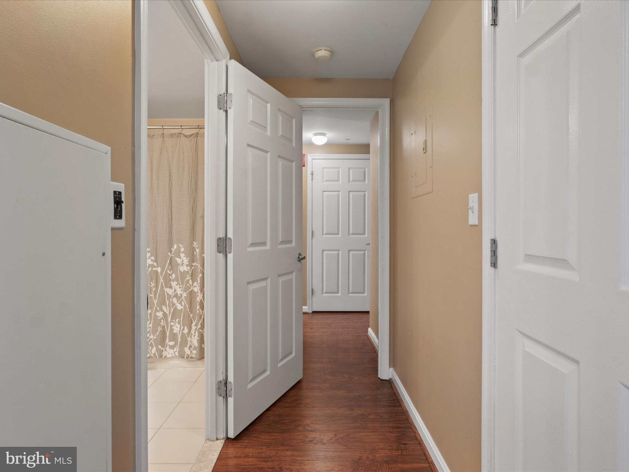 WILTON HOUSE - Residential Lease