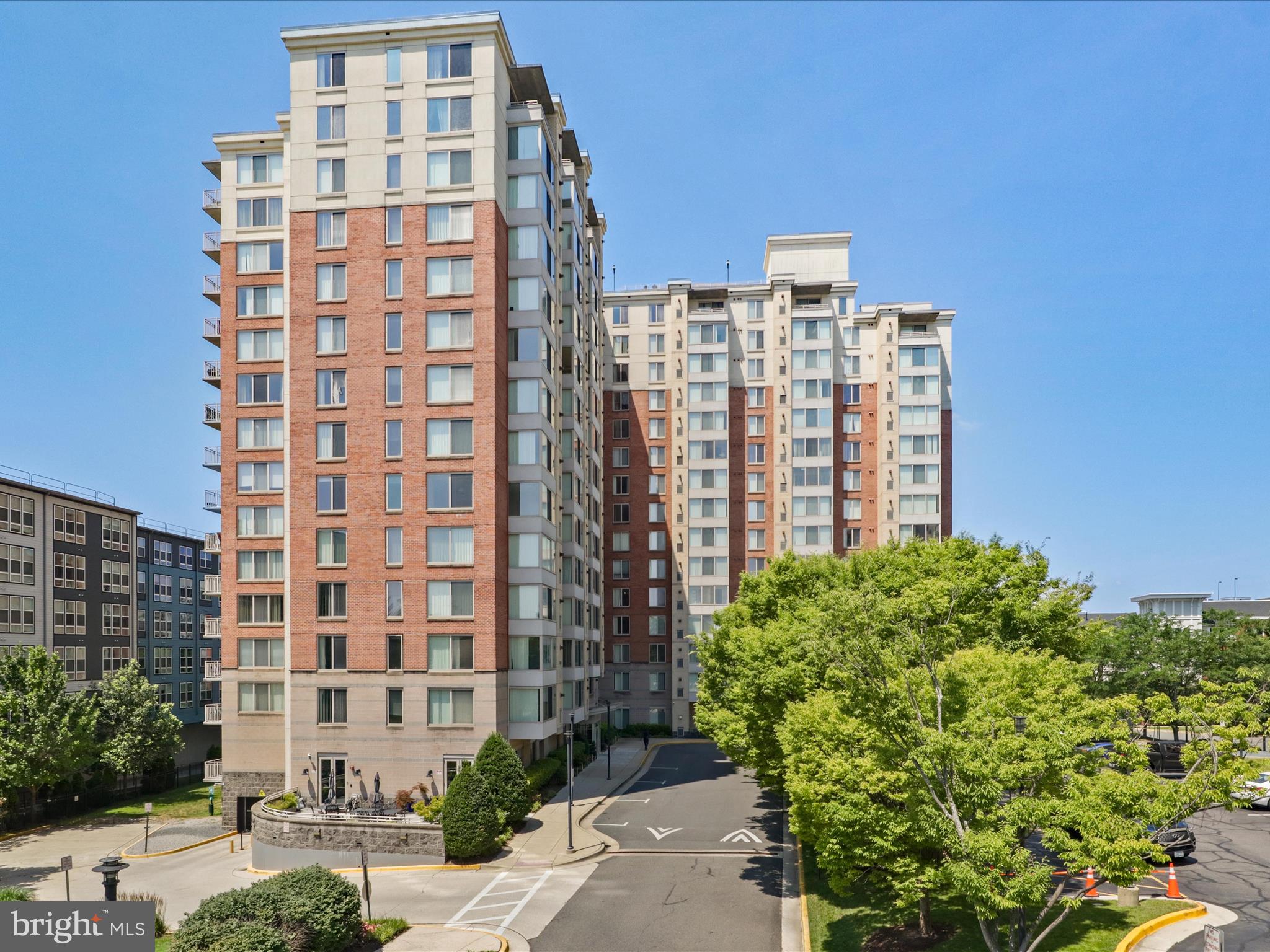 WILTON HOUSE - Residential Lease