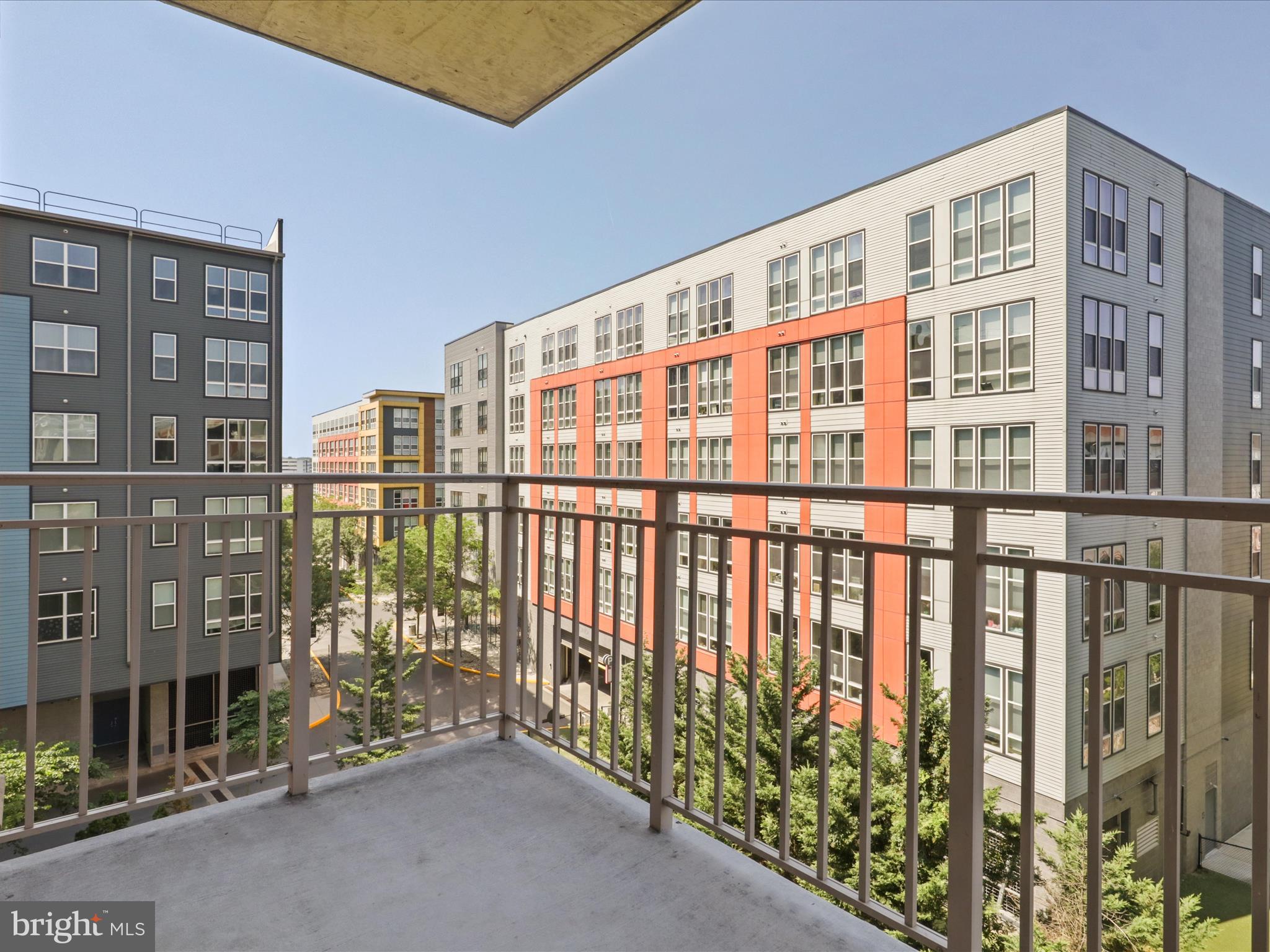 WILTON HOUSE - Residential Lease