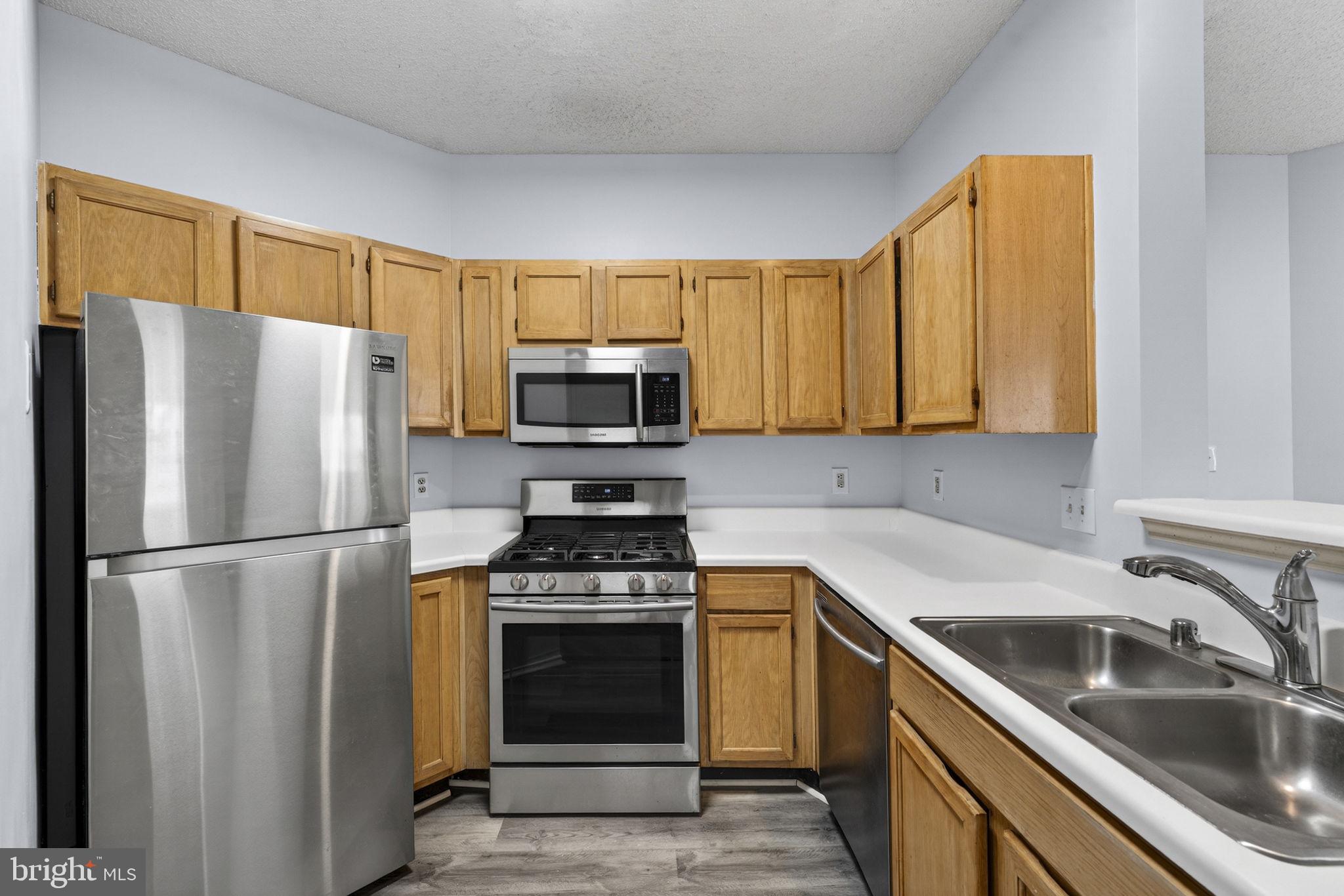 STONECROFT CONDO - Residential