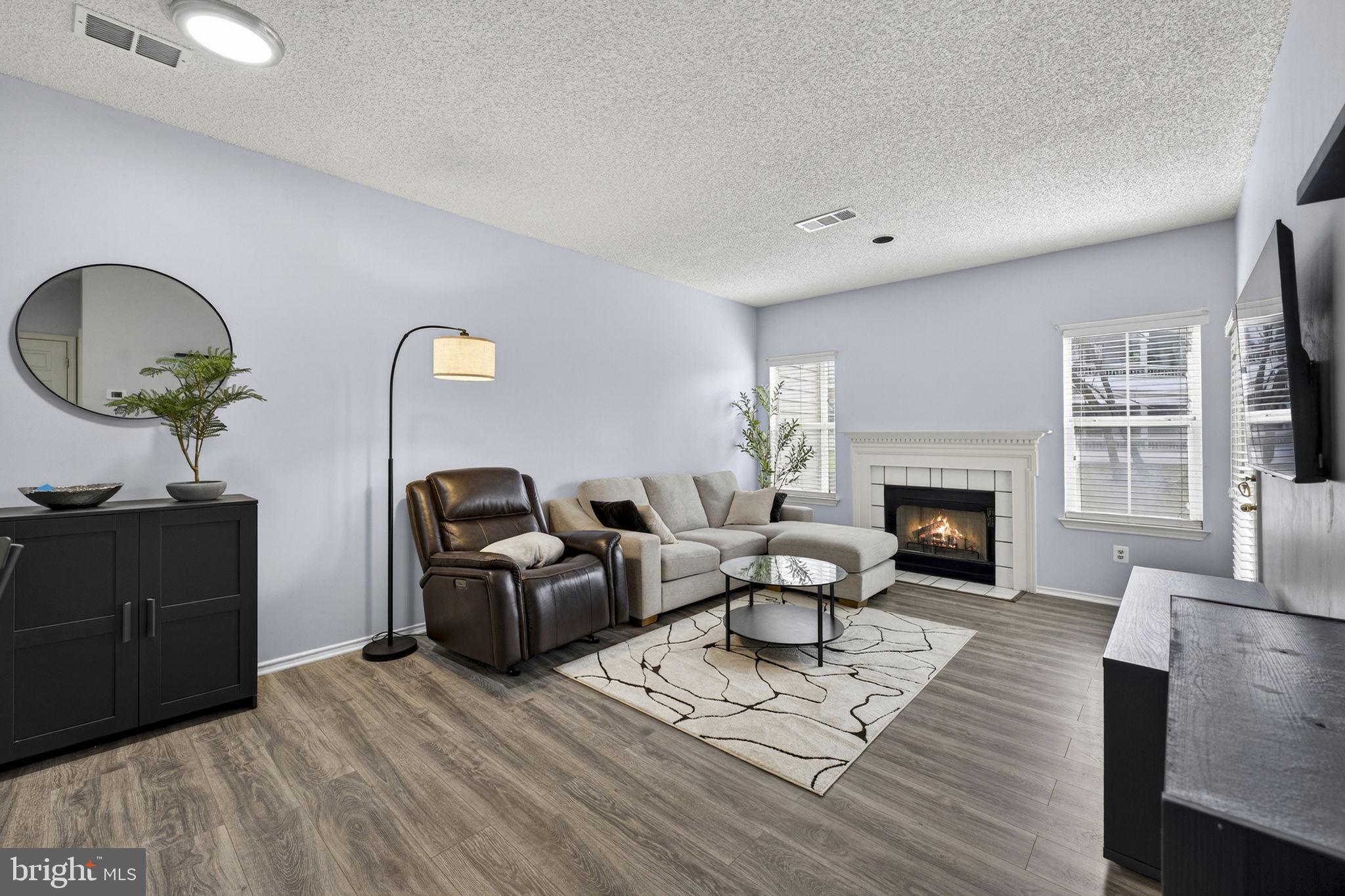 STONECROFT CONDO - Residential