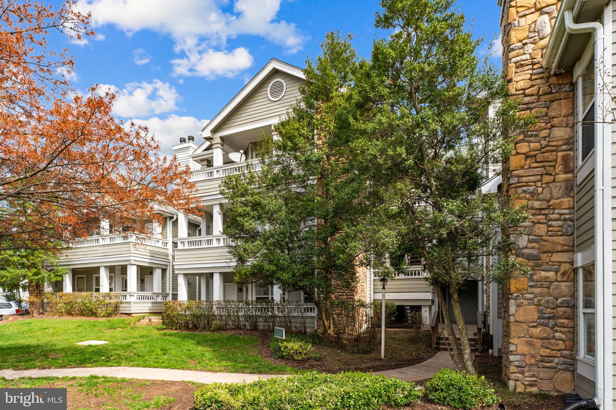 STONECROFT CONDO - Residential