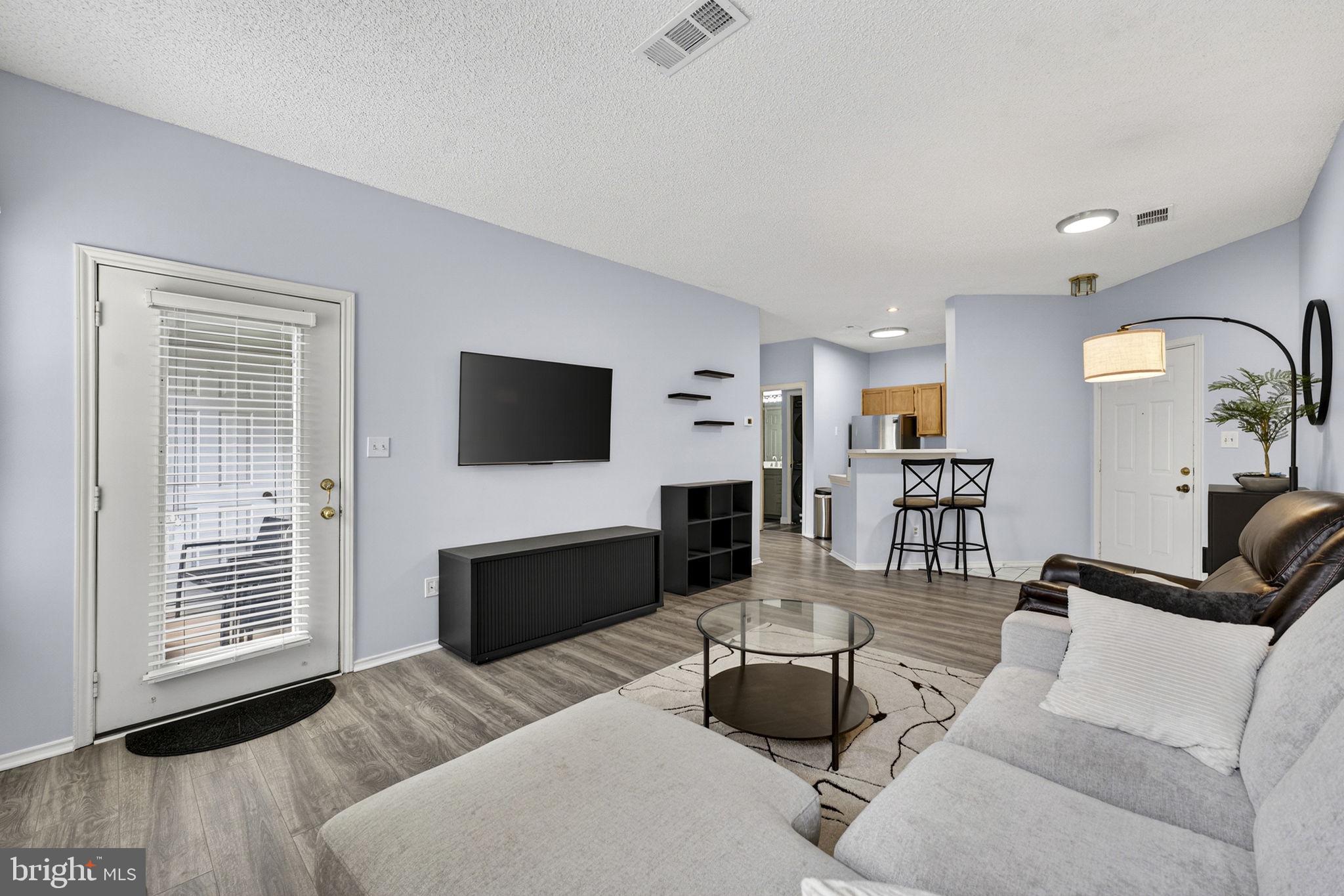 STONECROFT CONDO - Residential