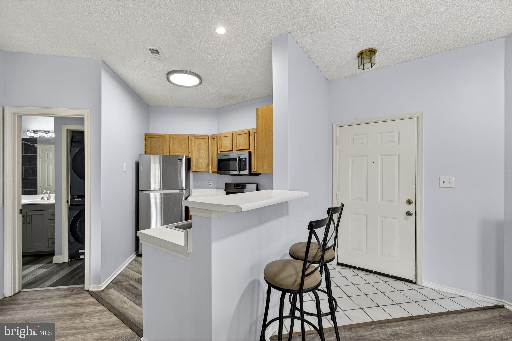 STONECROFT CONDO - Residential