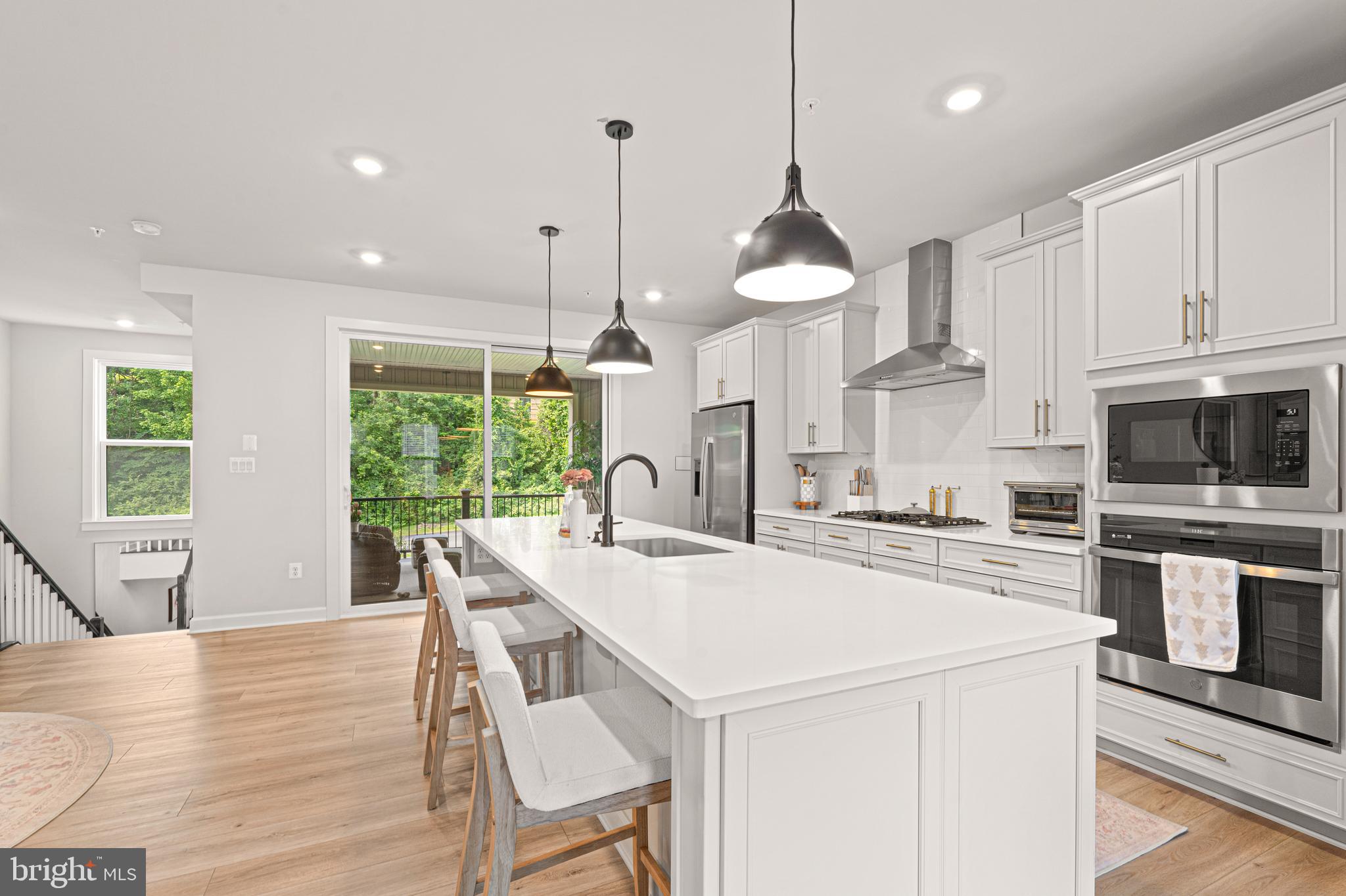 LONGVIEW RIDGE - Residential Lease