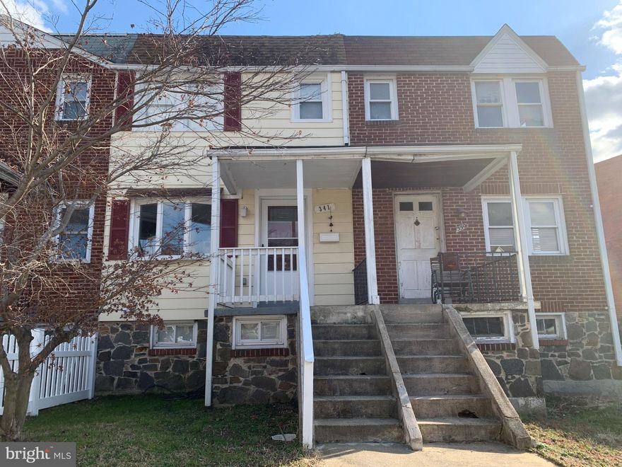 Looking for a  place to rent. Look no further. Fresh Paint, New Floors . Upgrade galore! The kitchen is amazing with fantastic features, upgraded cabinetry, recessed lighting, granite counter tops, new appliances. This rental property does not disappoint. Fenced yard with deck and walk out room 2 levels. The basement is finished and perfect for entertaining with access to the backyard and a FULL BASEMENT!