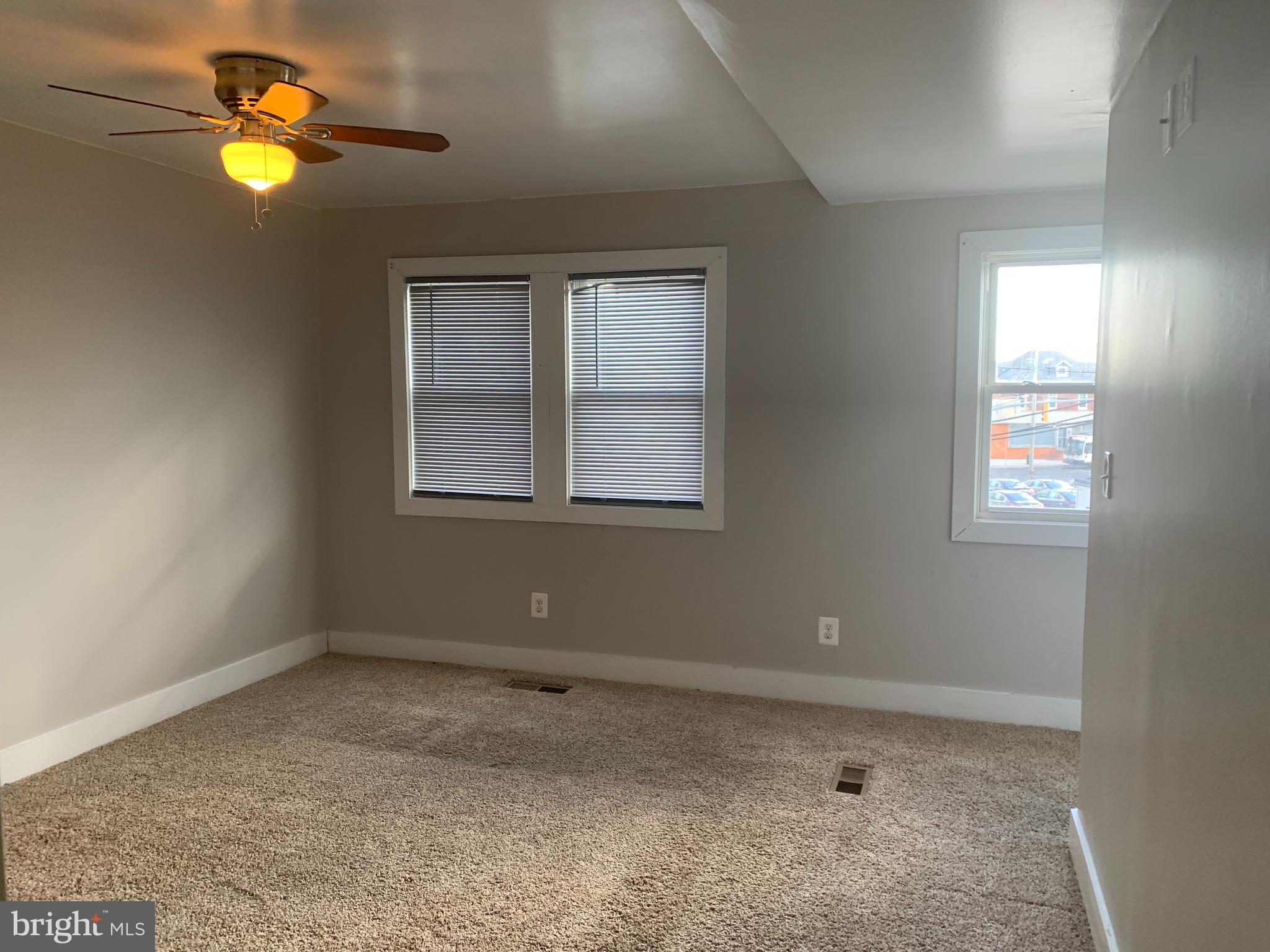 METROPOLITAN HOMES - Residential Lease