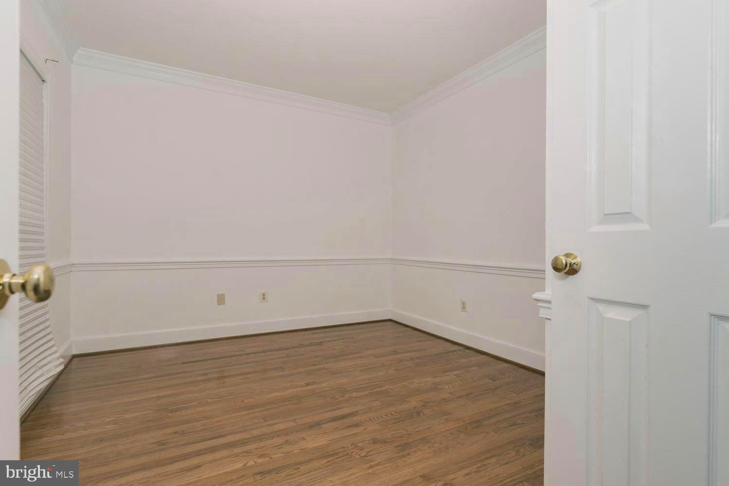 SULLY STATION - Residential