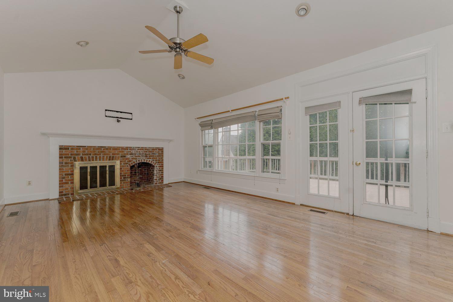 SULLY STATION - Residential