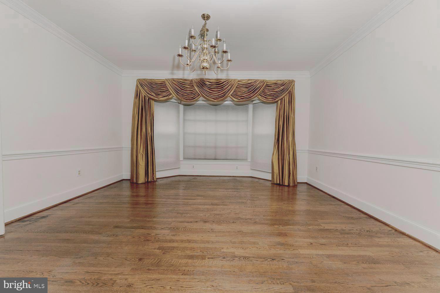 SULLY STATION - Residential