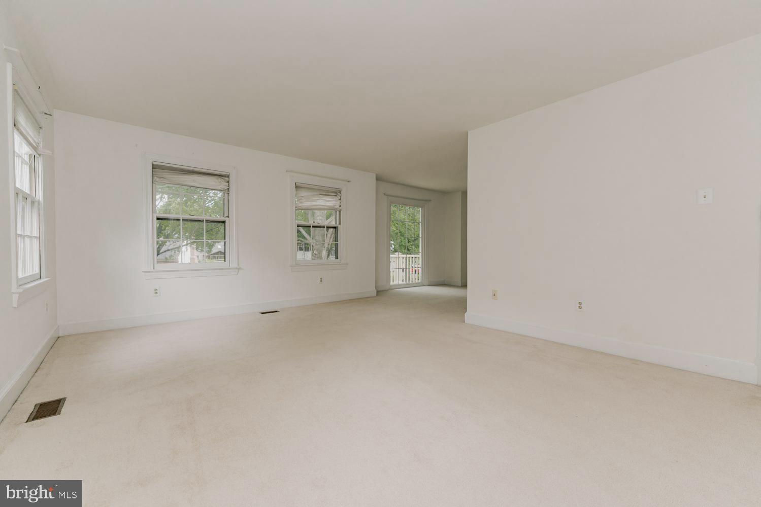 SULLY STATION - Residential