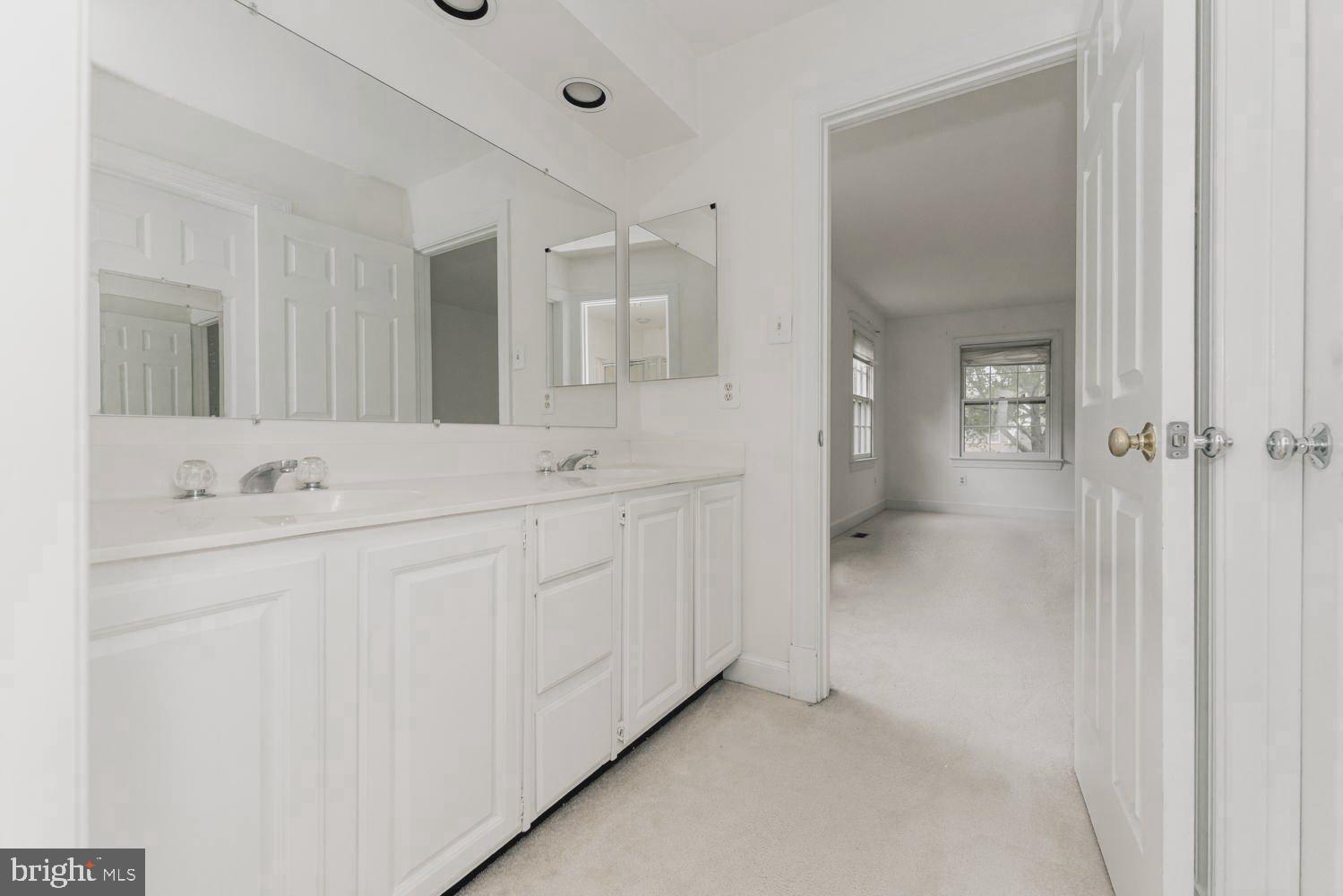 SULLY STATION - Residential