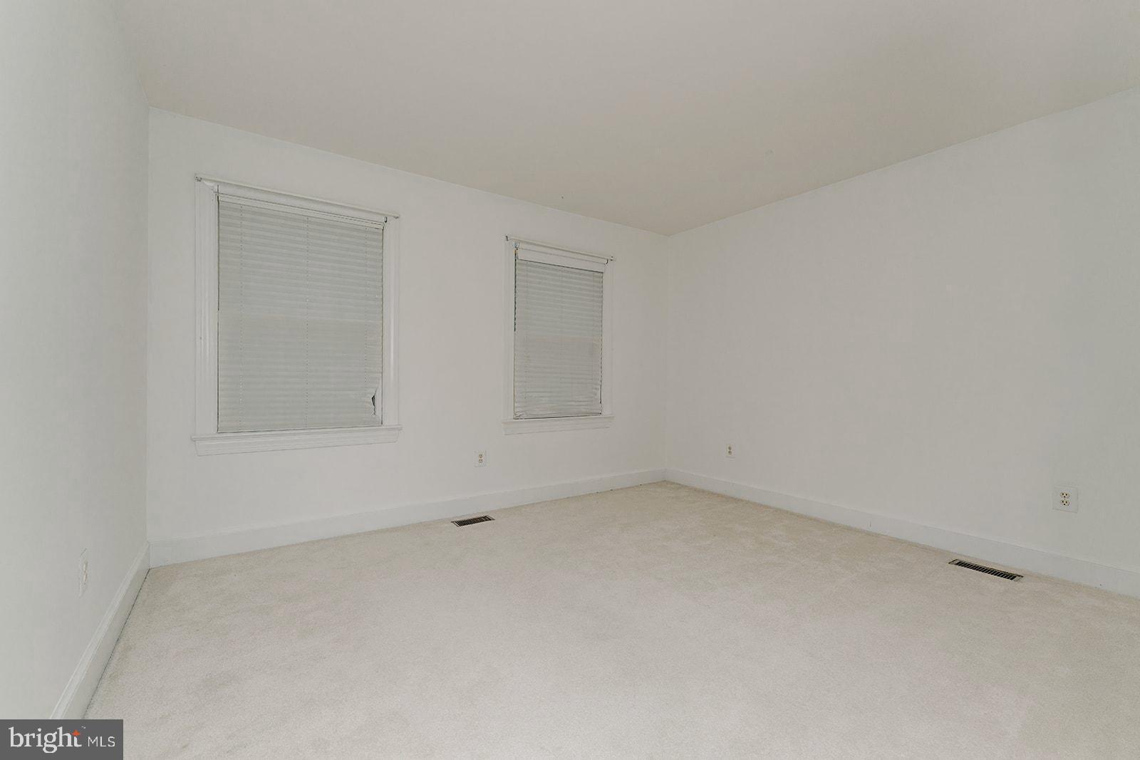 SULLY STATION - Residential