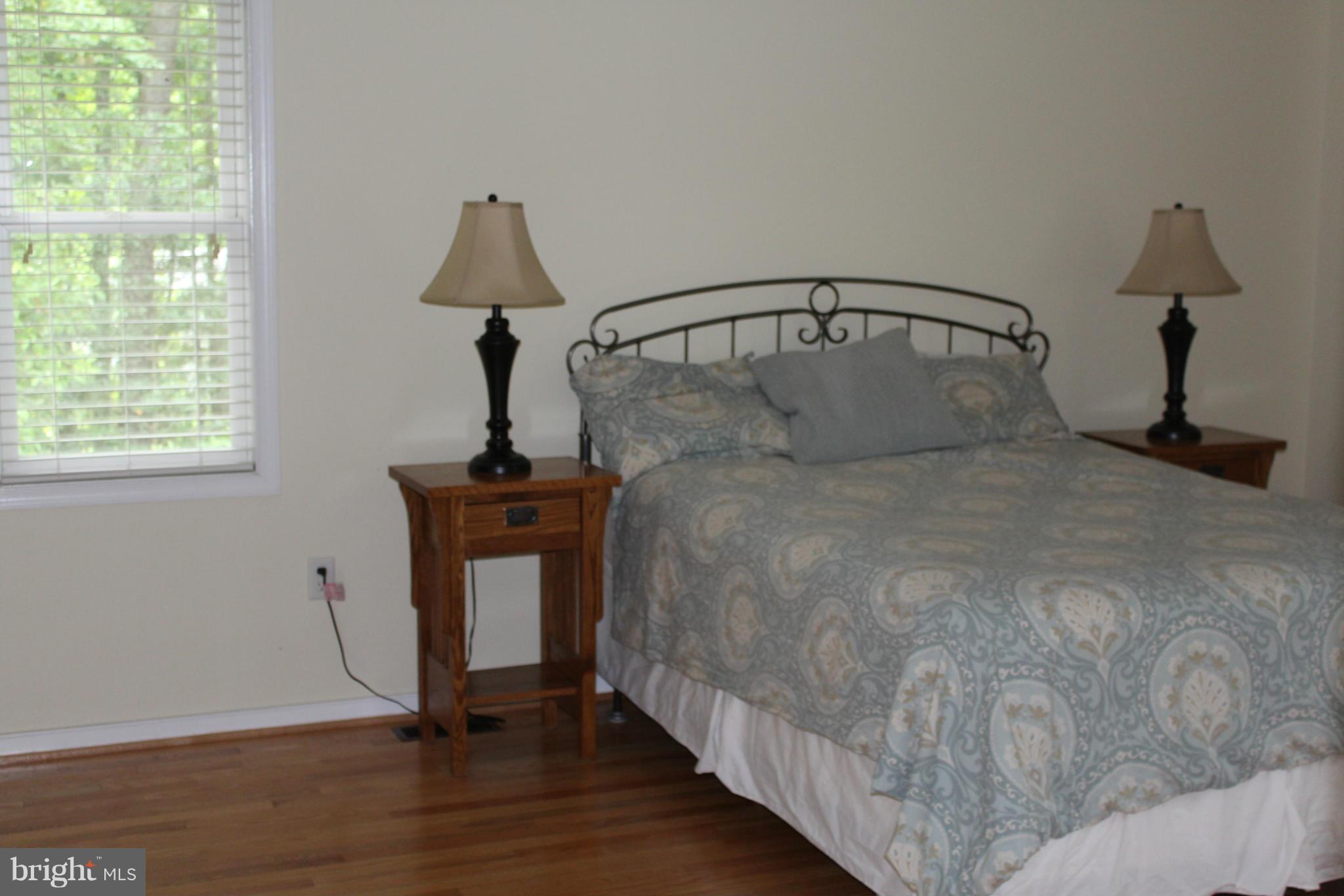 LAKE CAROLINE - Residential